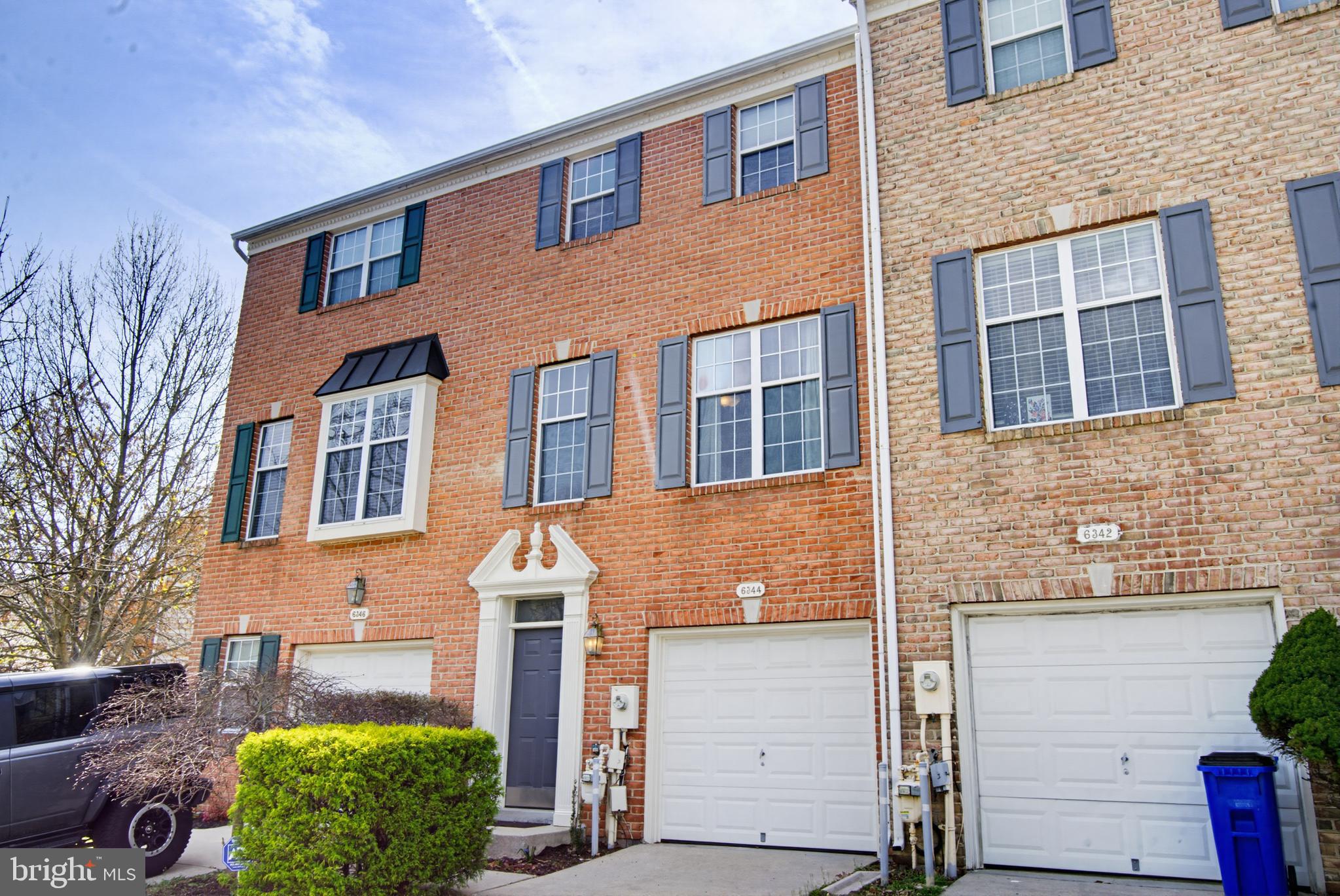 VILLAGE OF LONG REACH - Residential