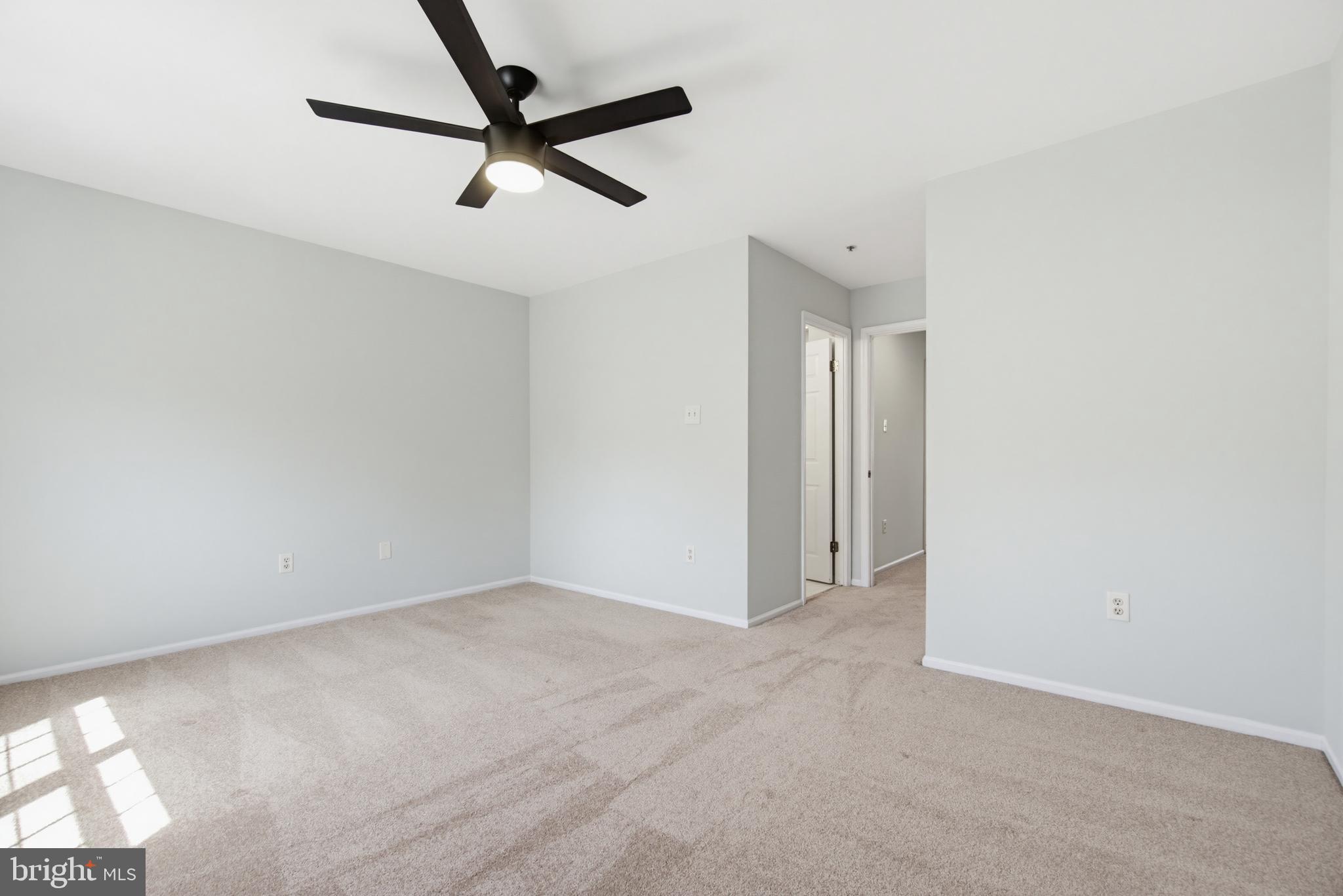 VILLAGE OF LONG REACH - Residential