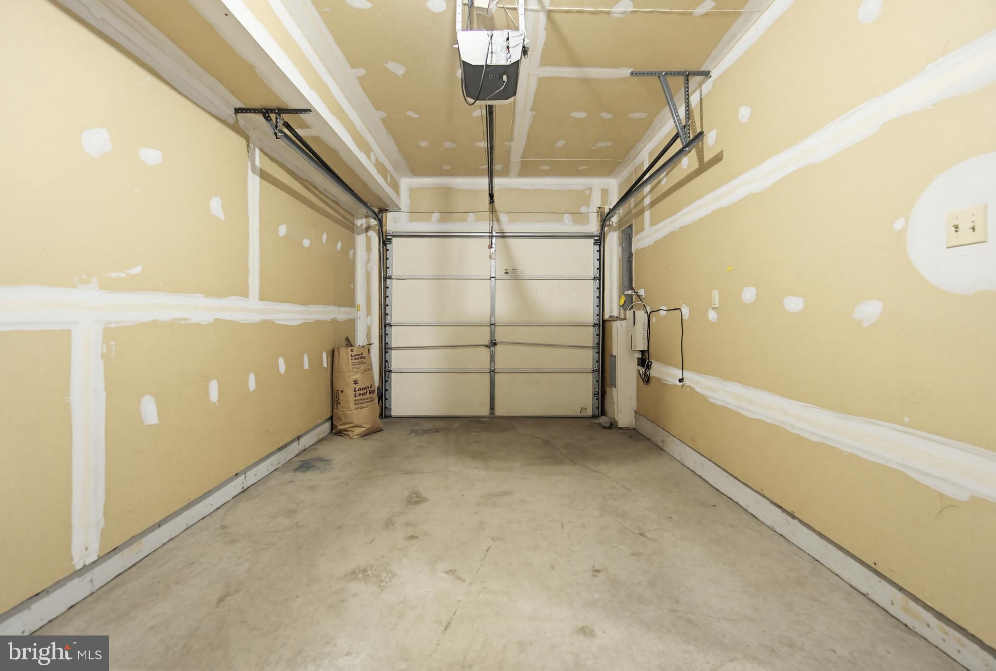 VILLAGE OF LONG REACH - Residential