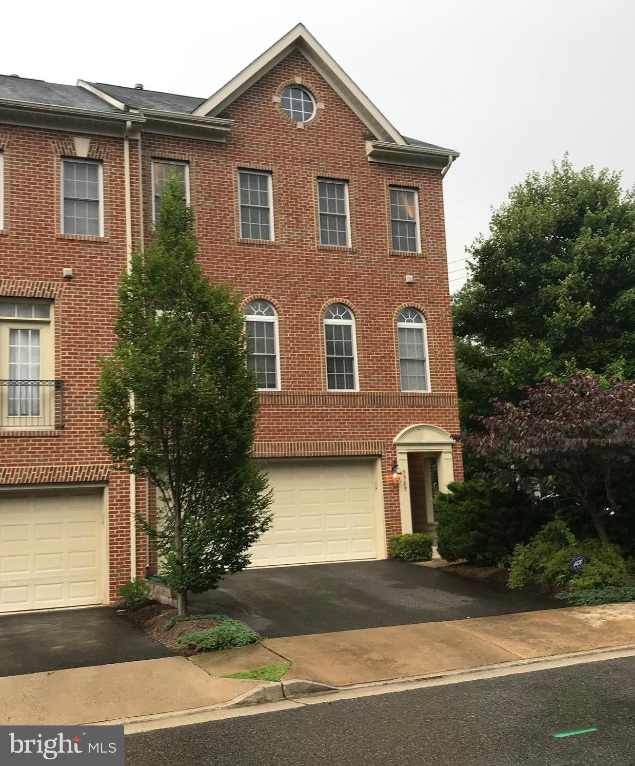 MEADOW BROOK COVE - Residential Lease