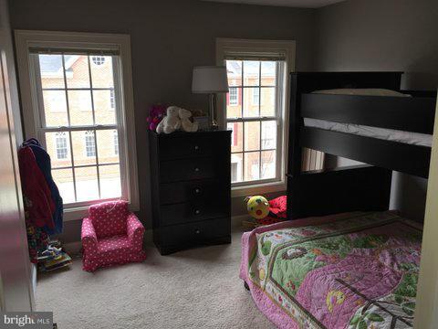 MEADOW BROOK COVE - Residential Lease