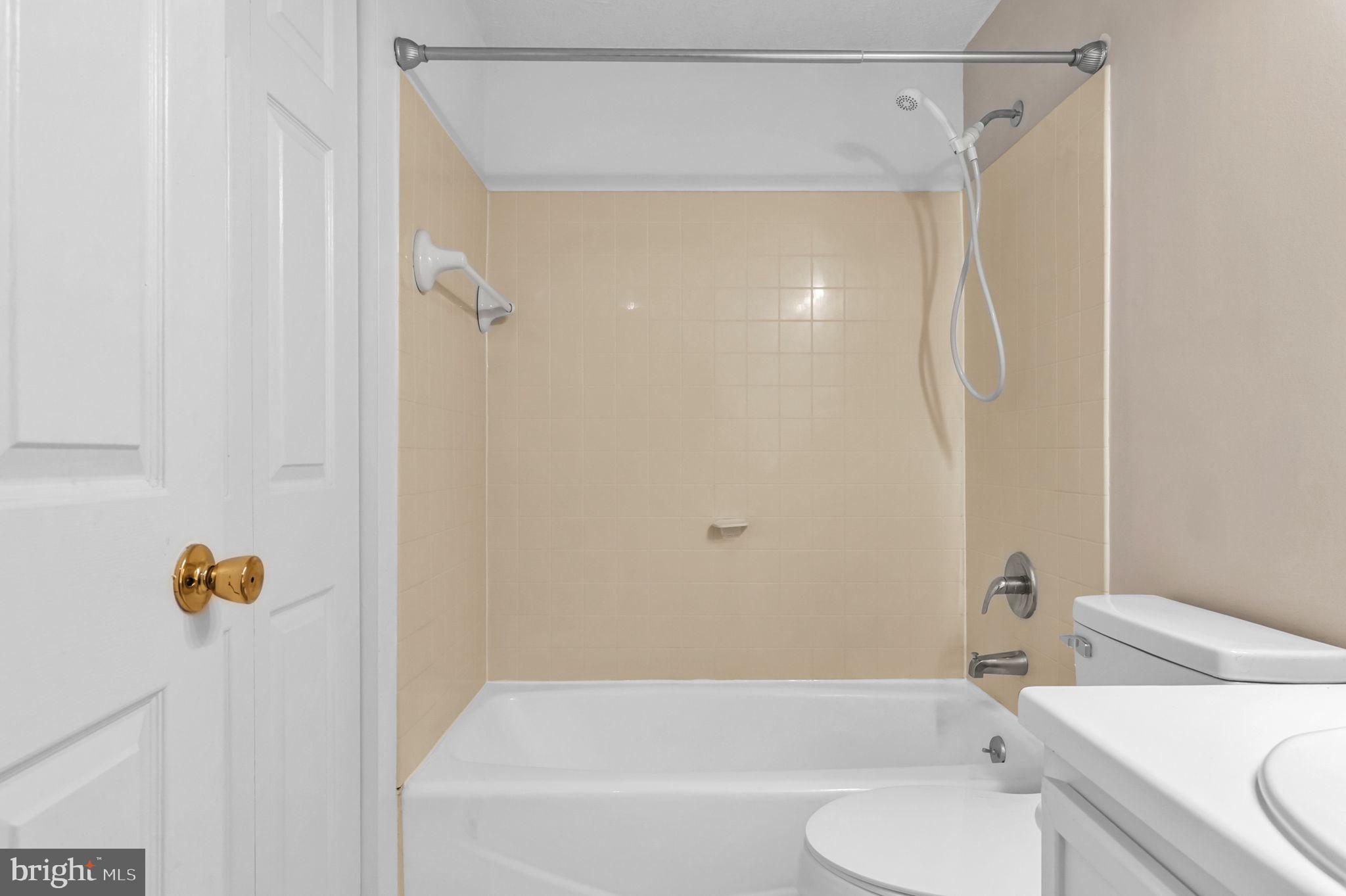 NEWINGTON HEIGHTS - Residential Lease