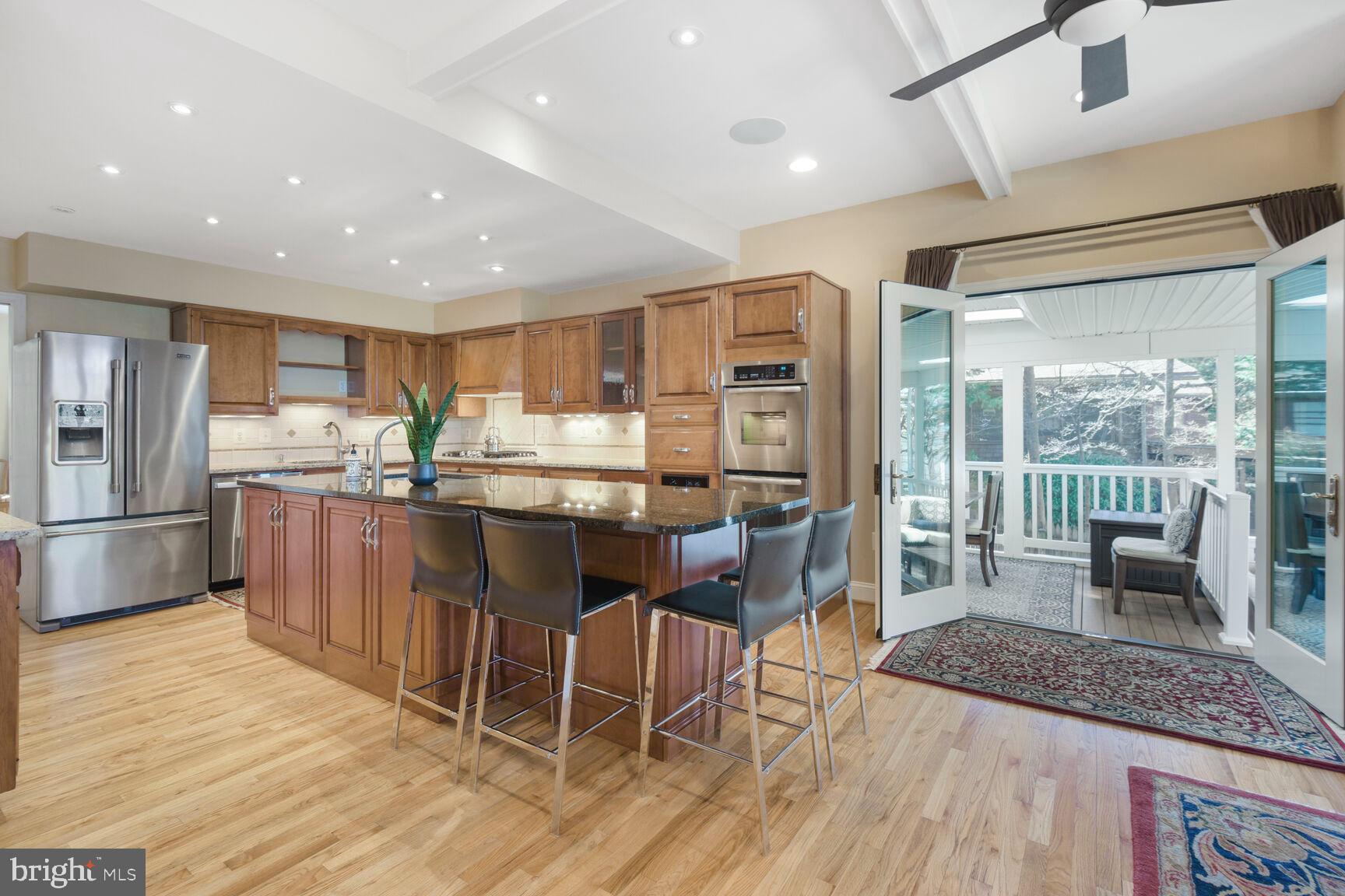 HUNTINGTON TERRACE - Residential