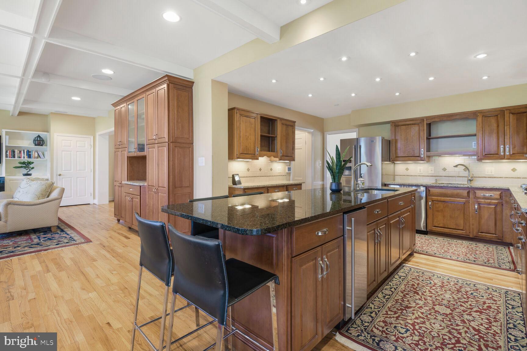 HUNTINGTON TERRACE - Residential