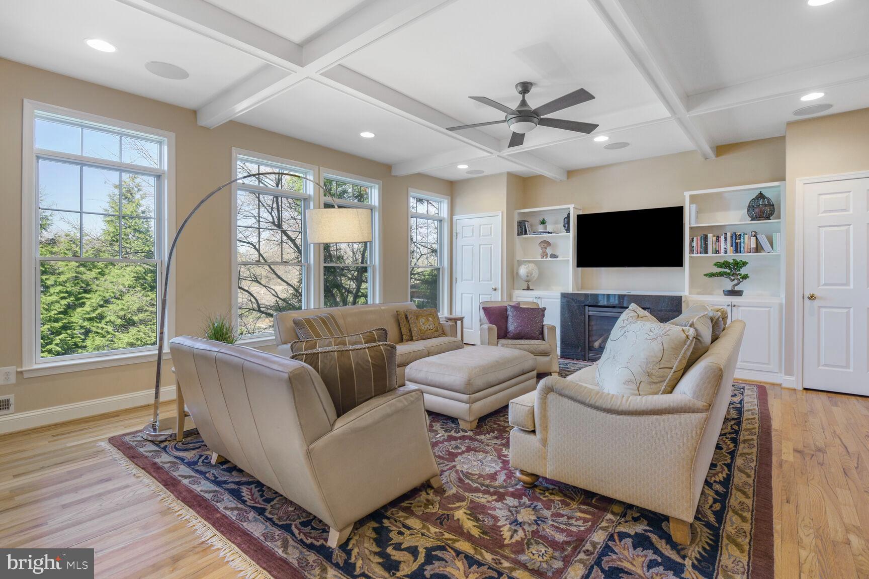 HUNTINGTON TERRACE - Residential