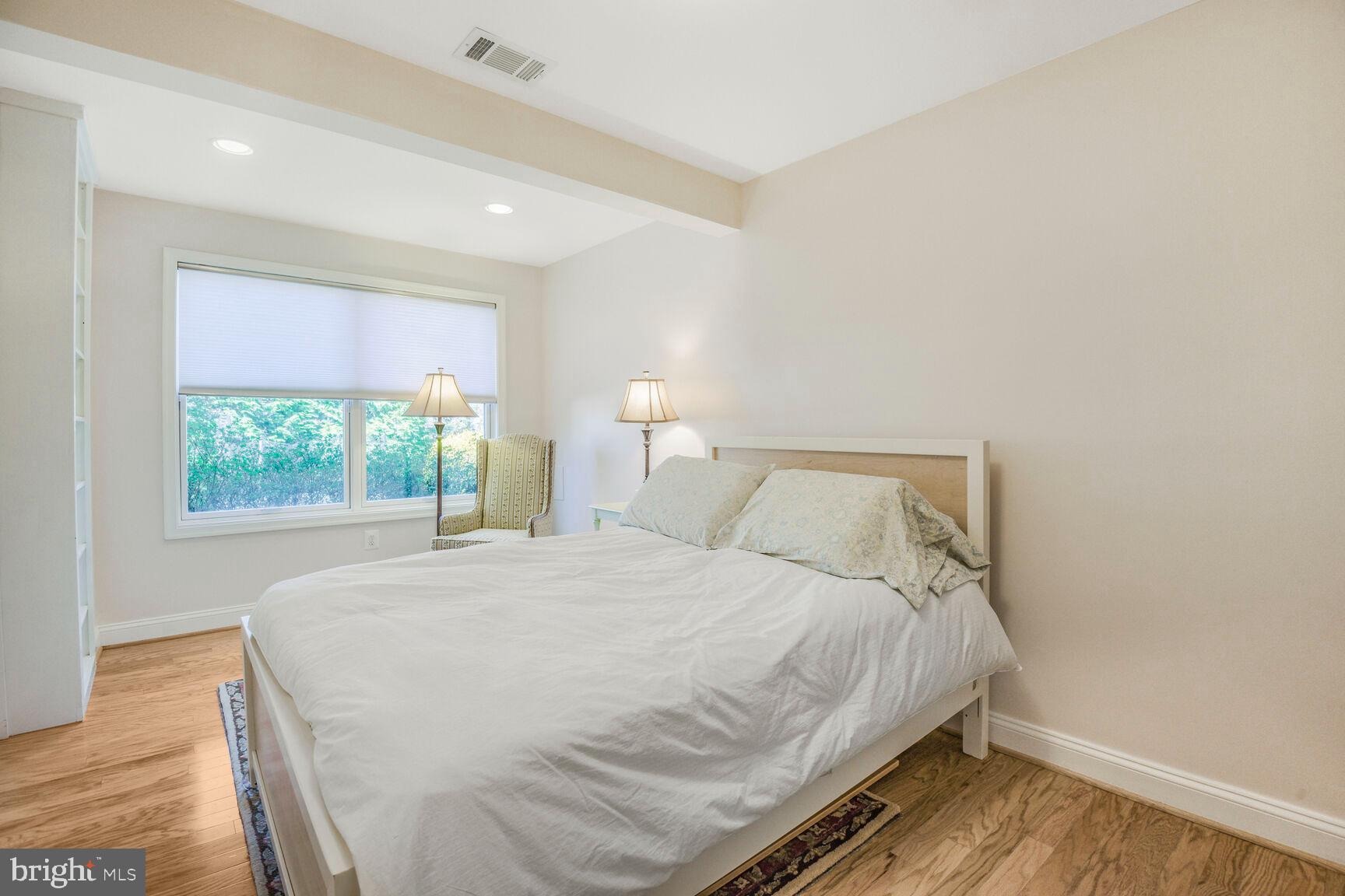 HUNTINGTON TERRACE - Residential