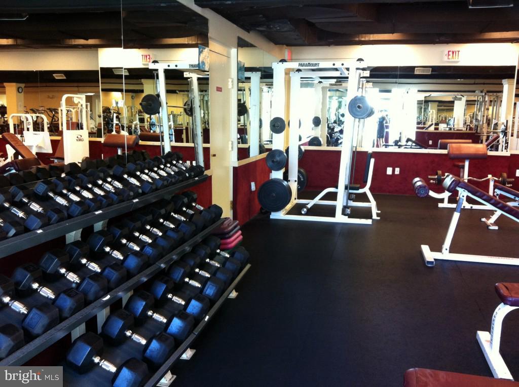 KINGSTOWNE - Residential Lease