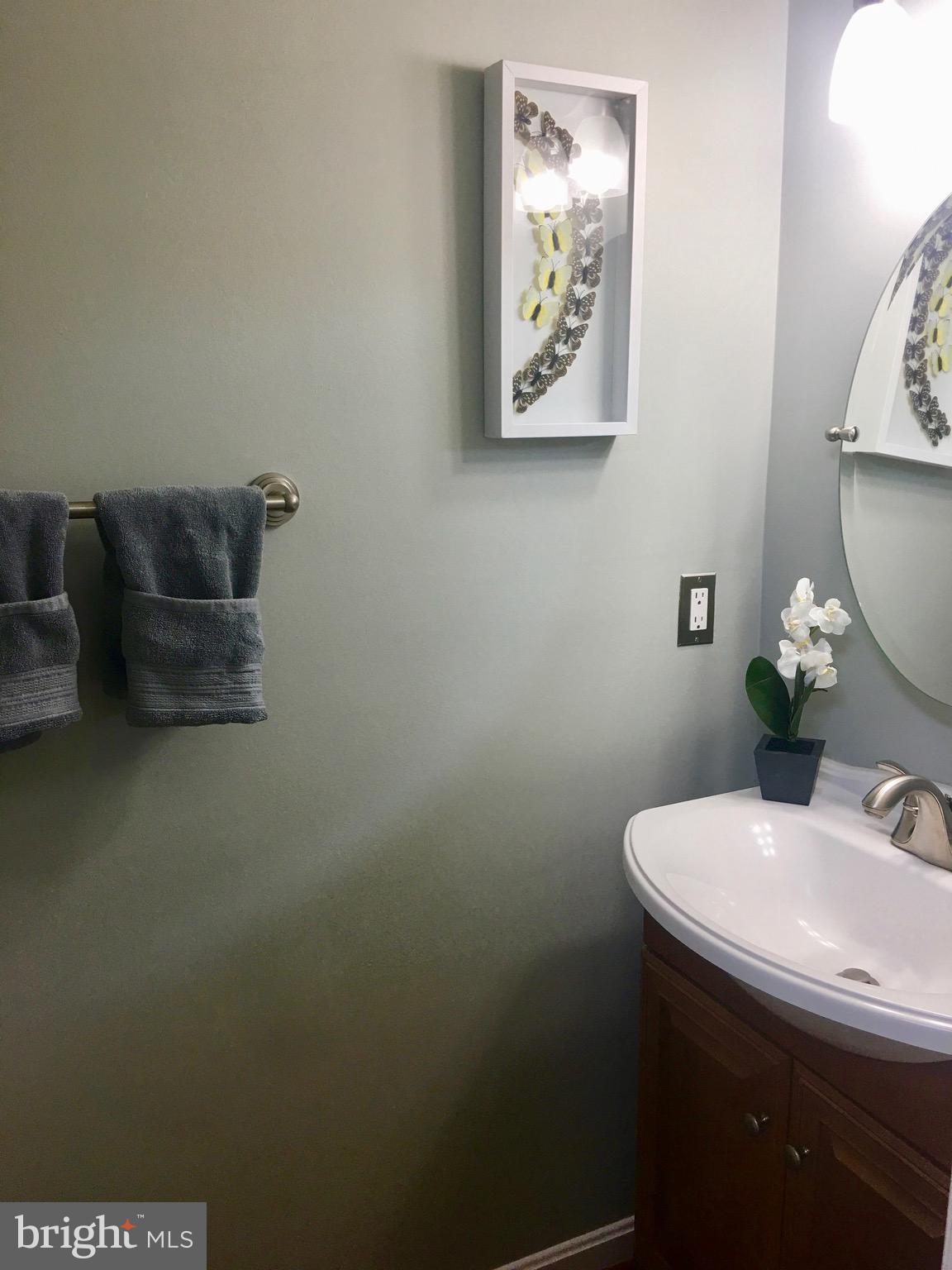 KINGSTOWNE - Residential Lease