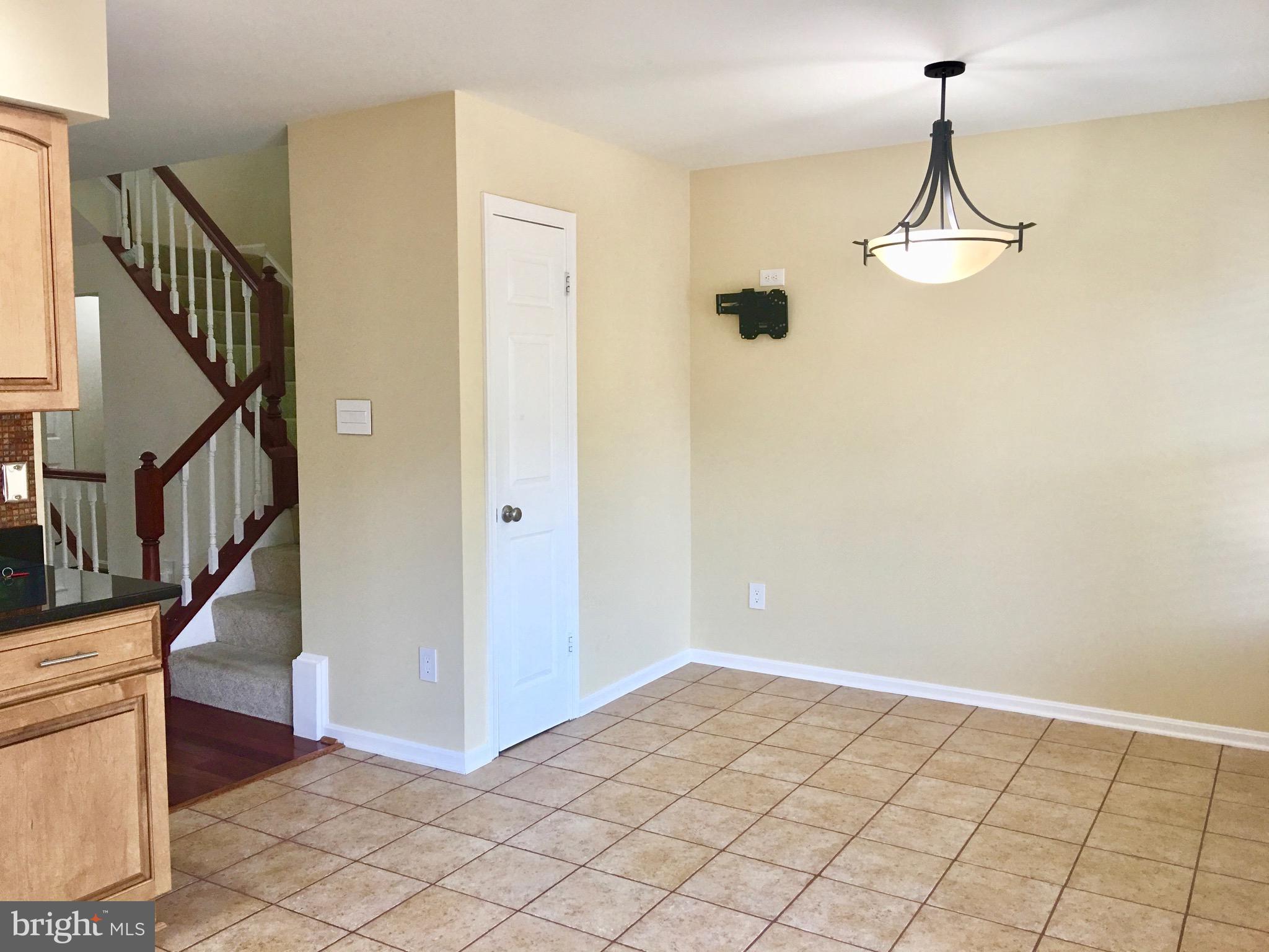 KINGSTOWNE - Residential Lease