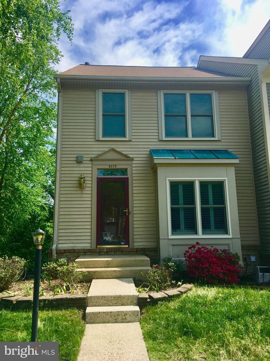 Updated end unit townhouse for rent! Granite, stainless steel appliances,  large deck off Kitchen and tastefully remodeled Bathrooms, Hardwood floors on 1st floor, Lots of sun, large finished walkout basement with fireplace and full light, nice private yard with fence around. 2 assigned parking. Close to Van Dorn & Springfield Metros and Kingstowne Community Center w/ pool & gym included. Pet is case by case with additional deposit and fee. Available Dec 23rd. Good credit only.