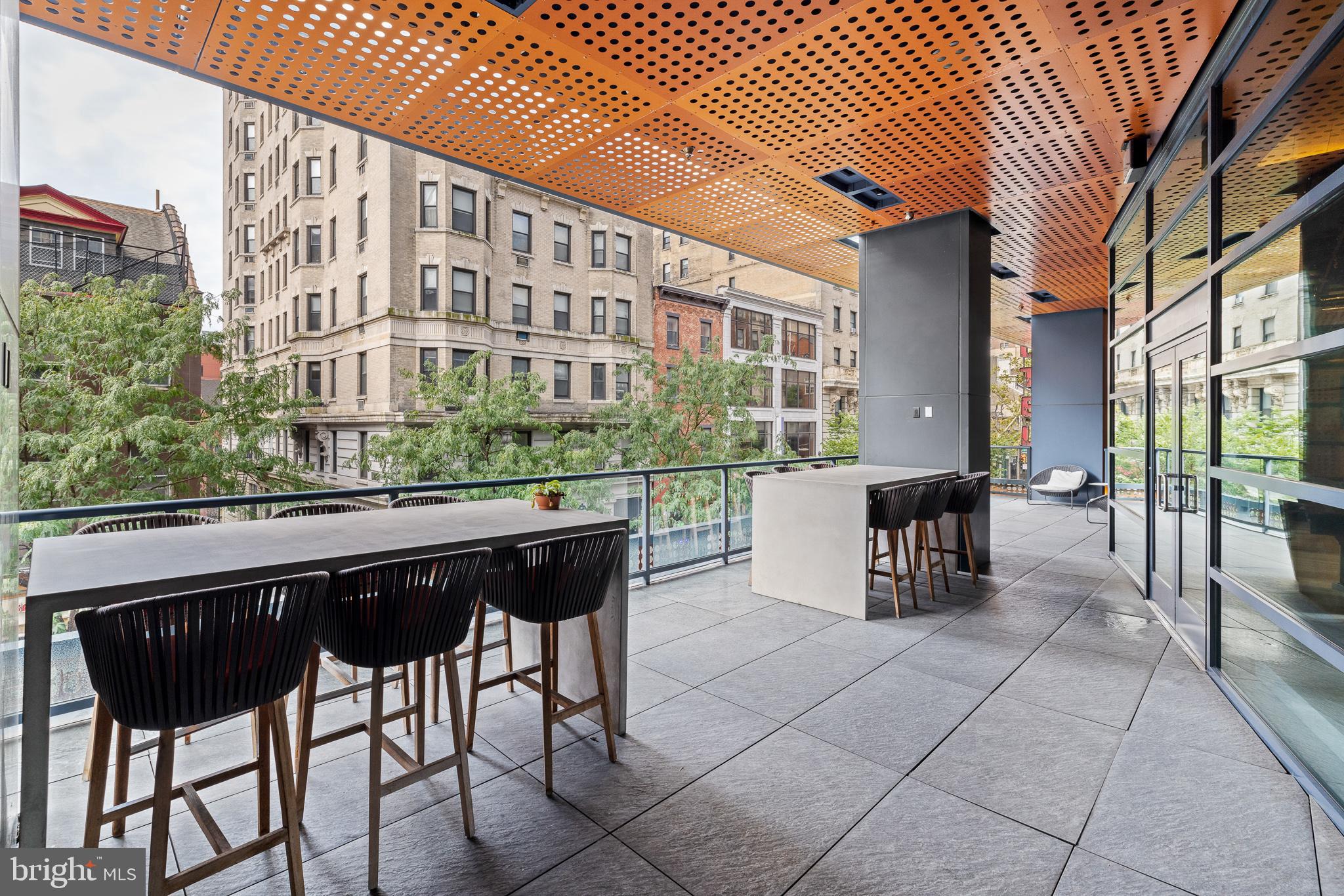 CENTER CITY - Residential Lease