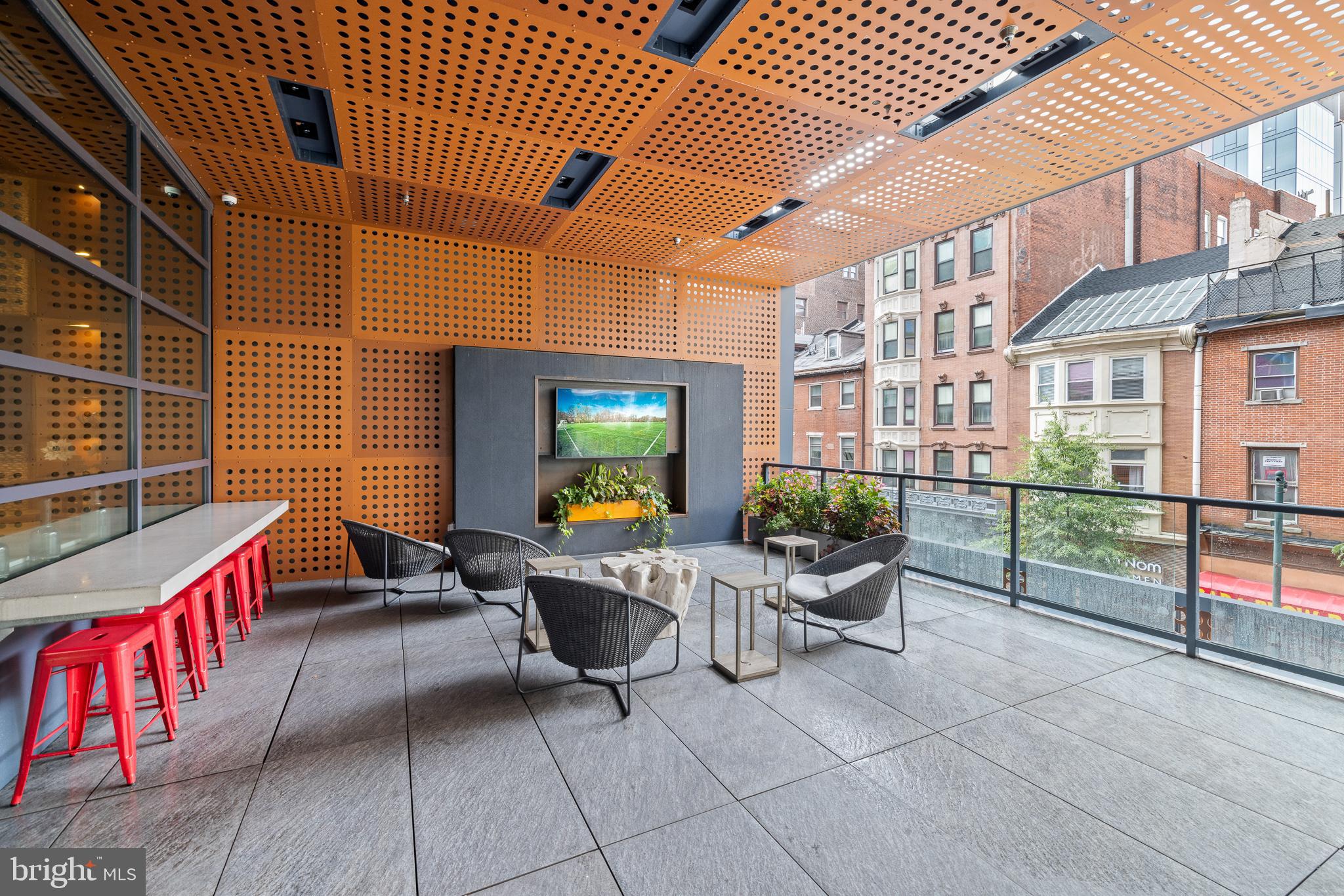 CENTER CITY - Residential Lease