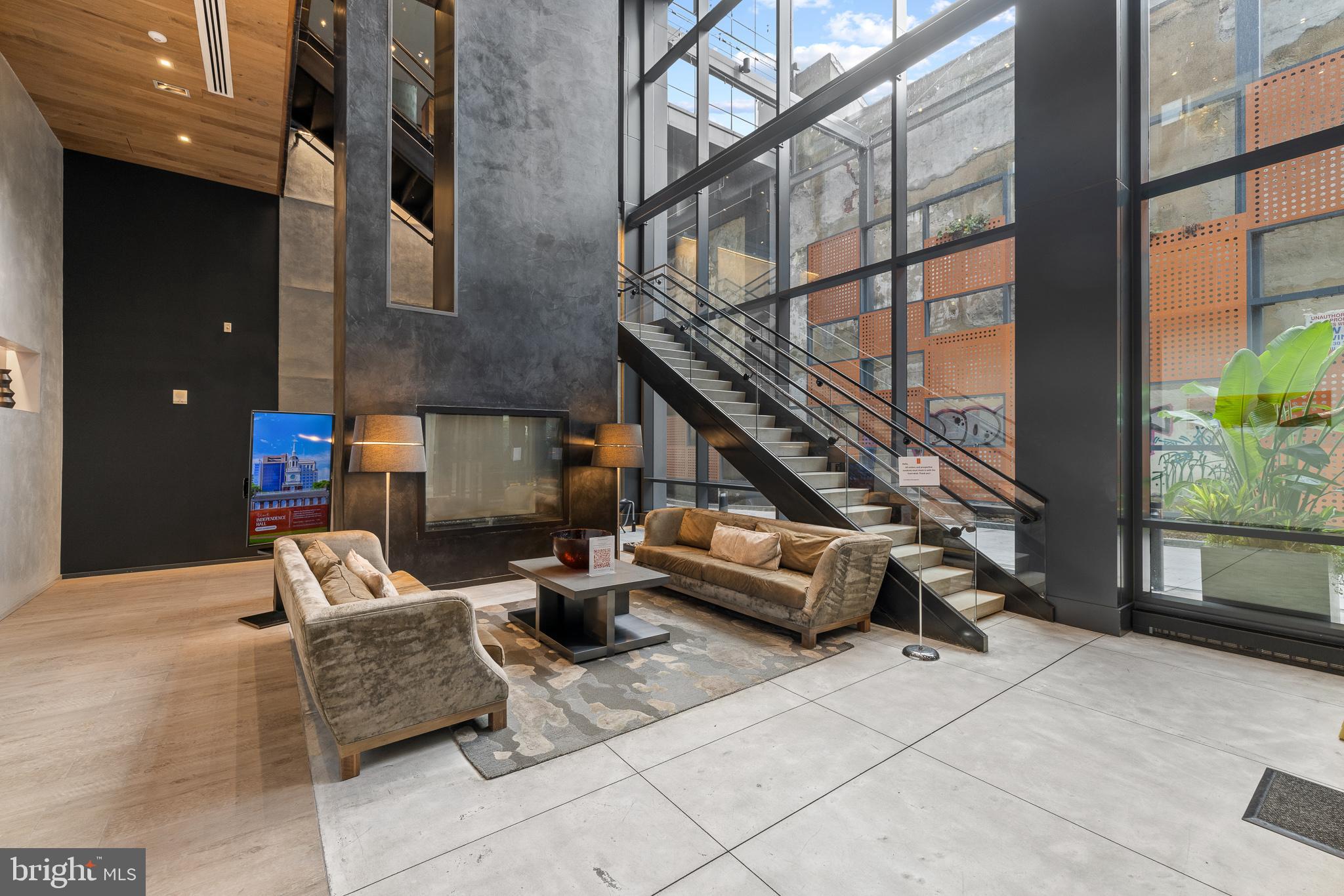 CENTER CITY - Residential Lease