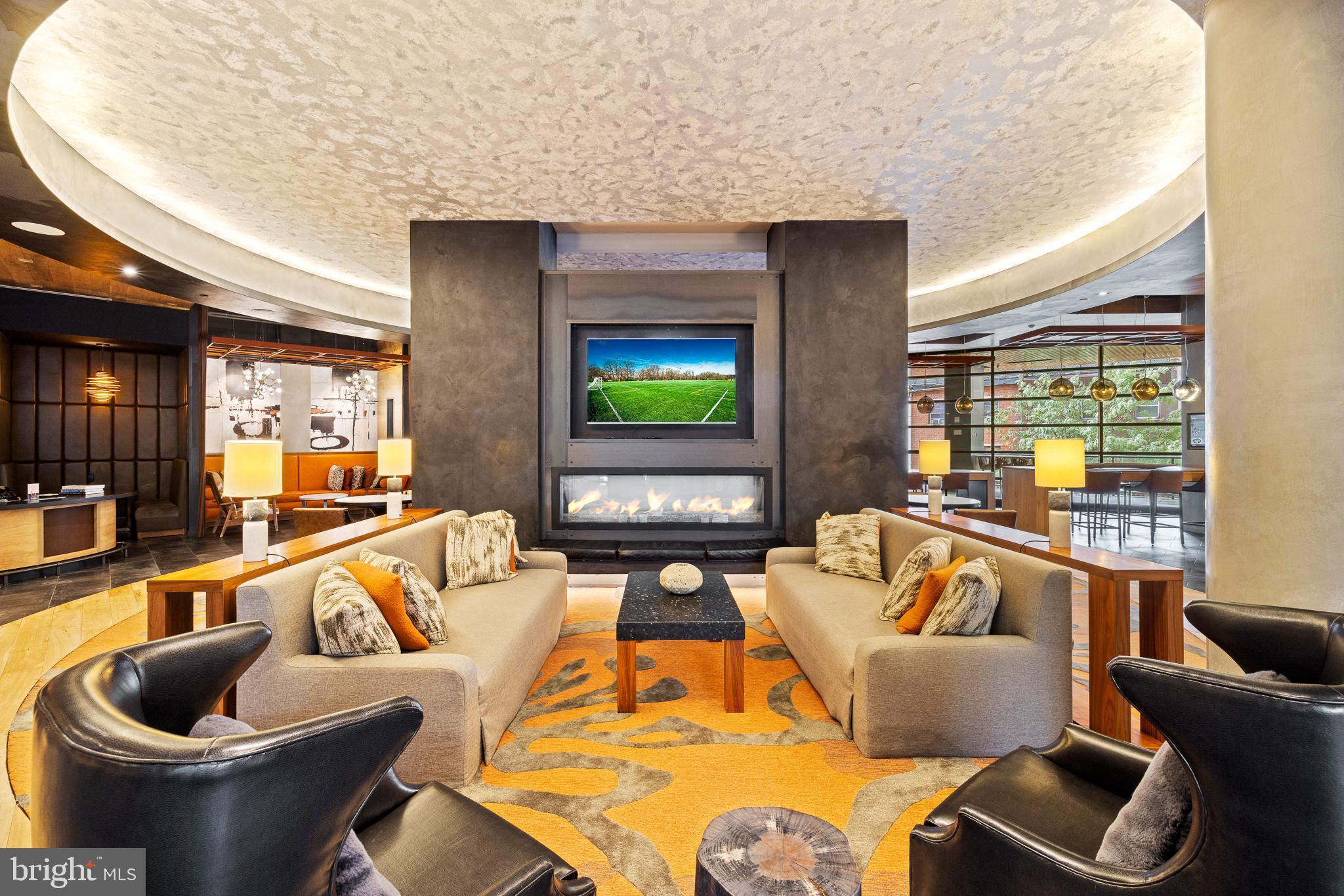 CENTER CITY - Residential Lease