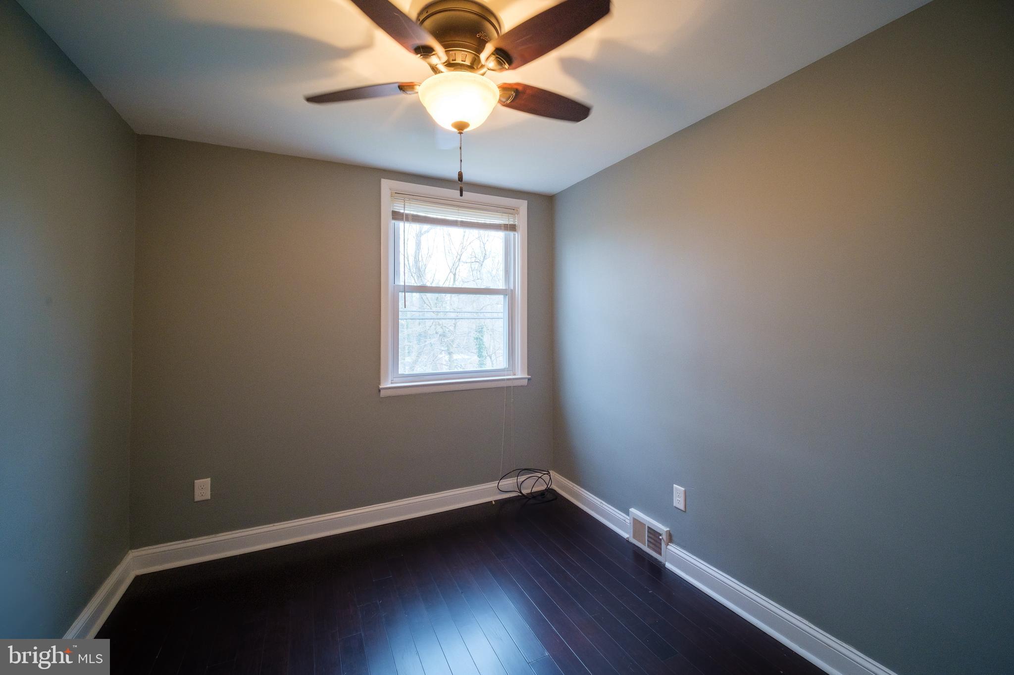 ROXBOROUGH - Residential