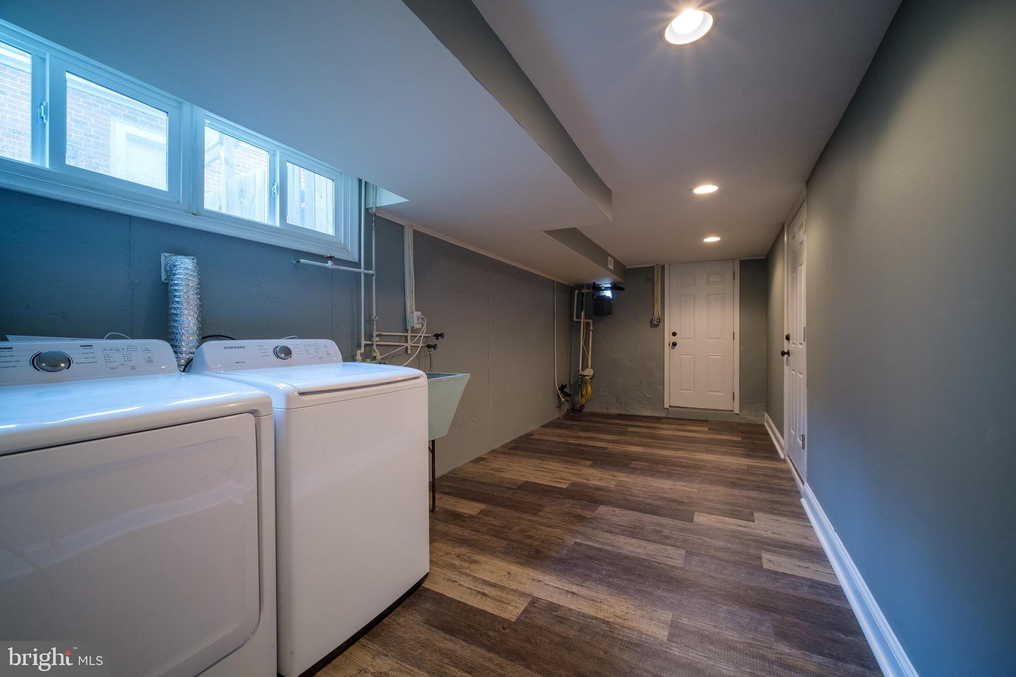 ROXBOROUGH - Residential