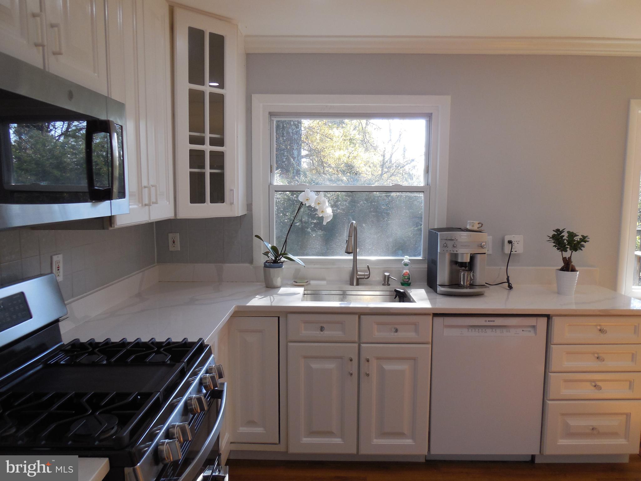 SUNNYBROOK FARMS - Residential