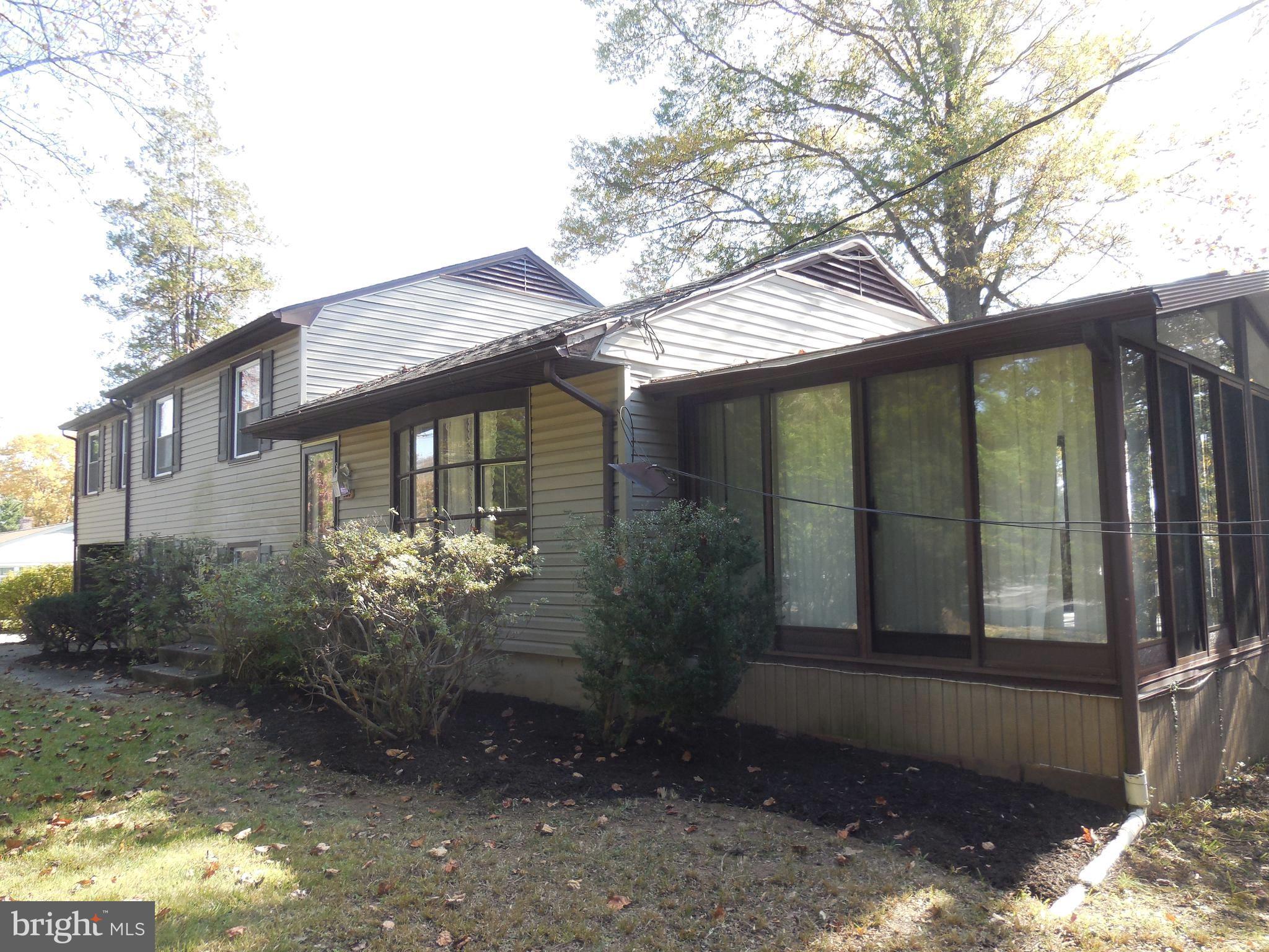 SUNNYBROOK FARMS - Residential