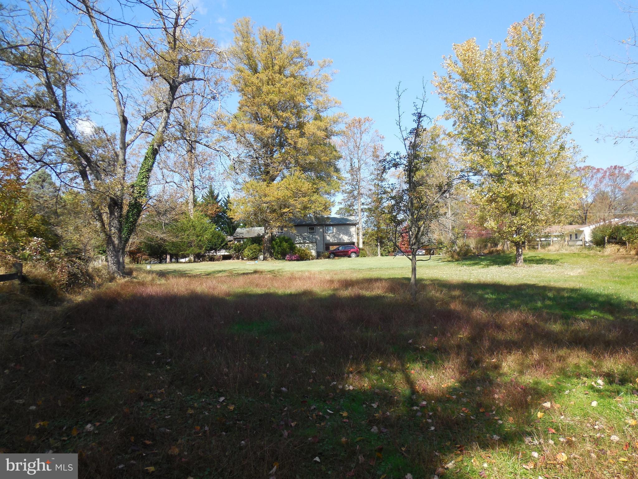 SUNNYBROOK FARMS - Residential