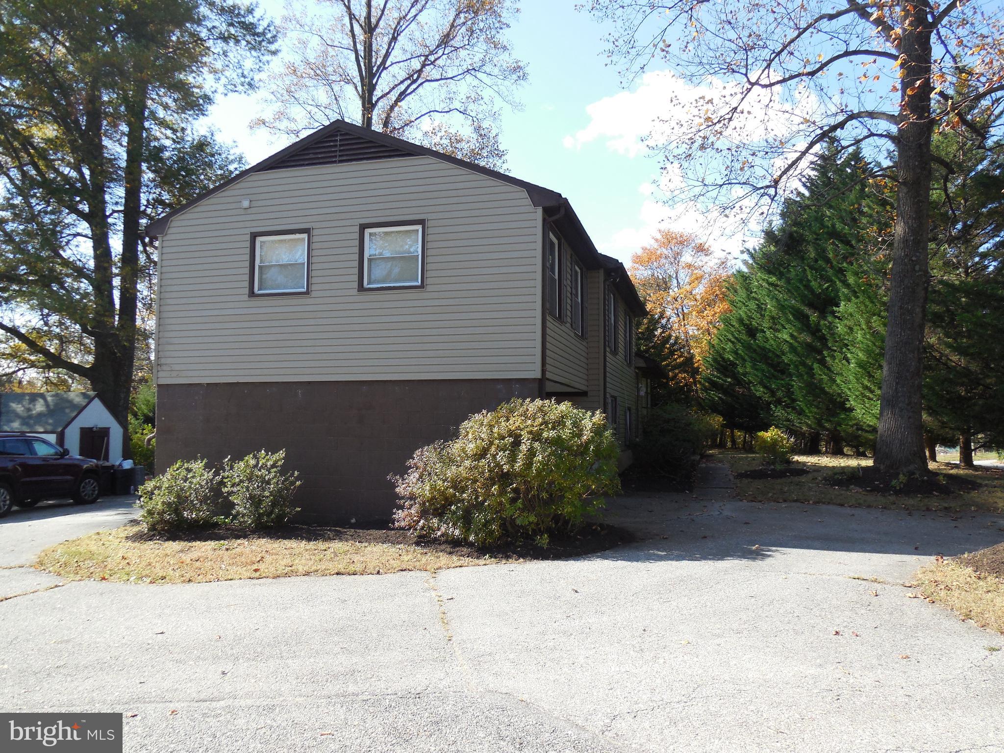 SUNNYBROOK FARMS - Residential