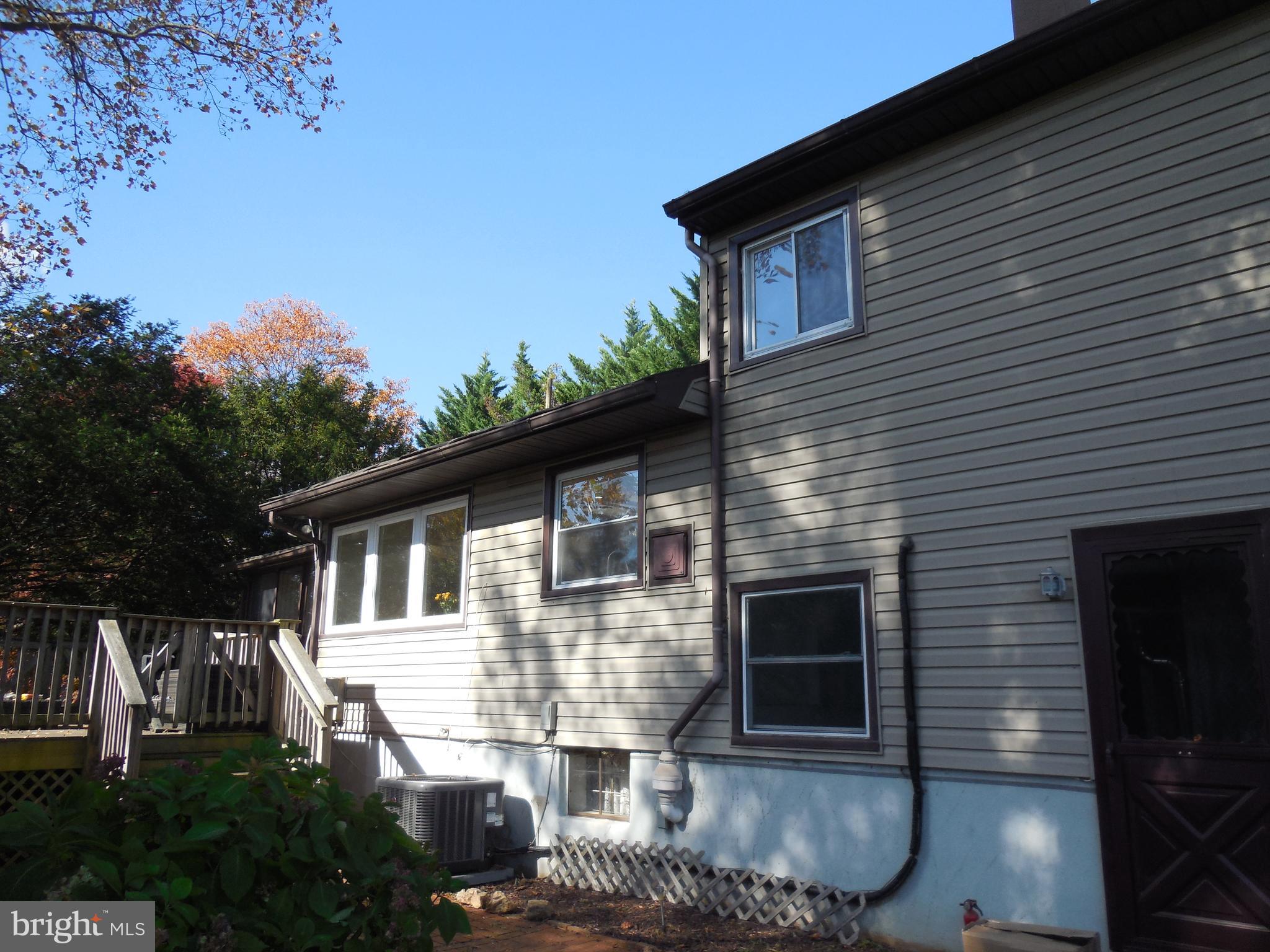 SUNNYBROOK FARMS - Residential