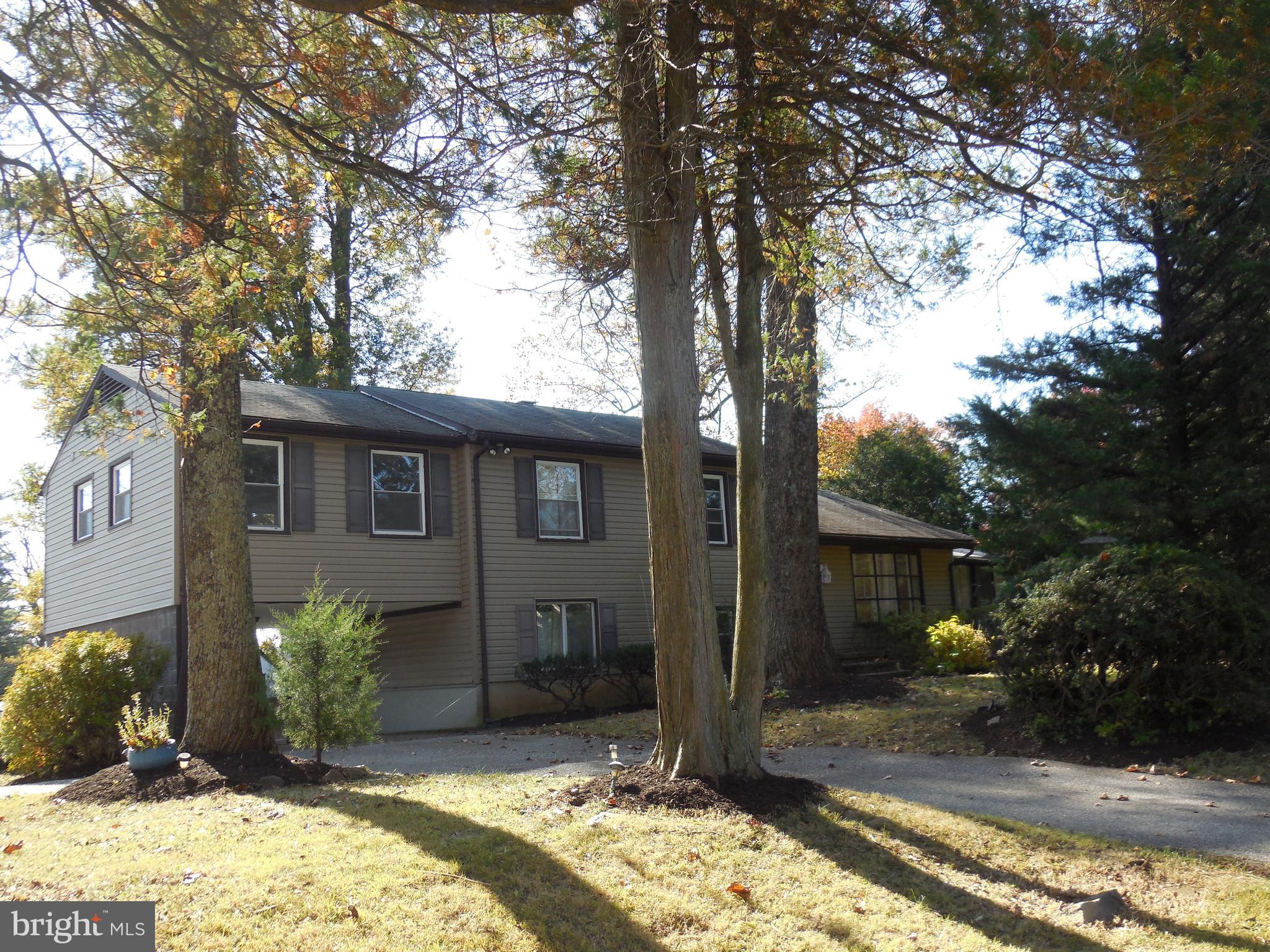 SUNNYBROOK FARMS - Residential