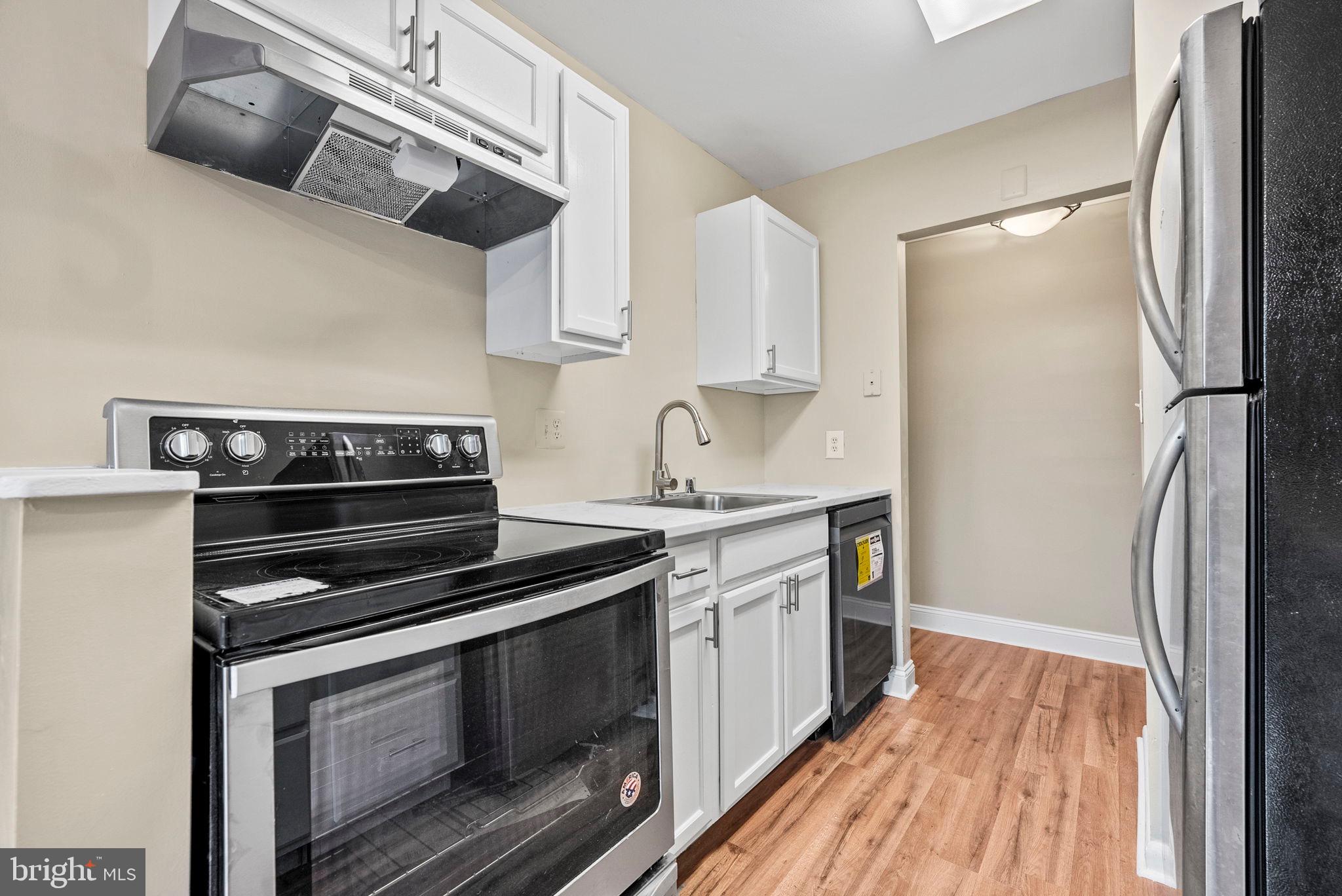 HUNTINGTON WALK - Residential