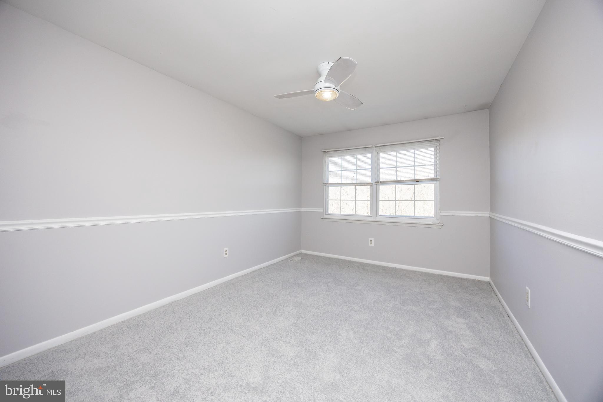 BEAVER RUN KNOLL - Residential