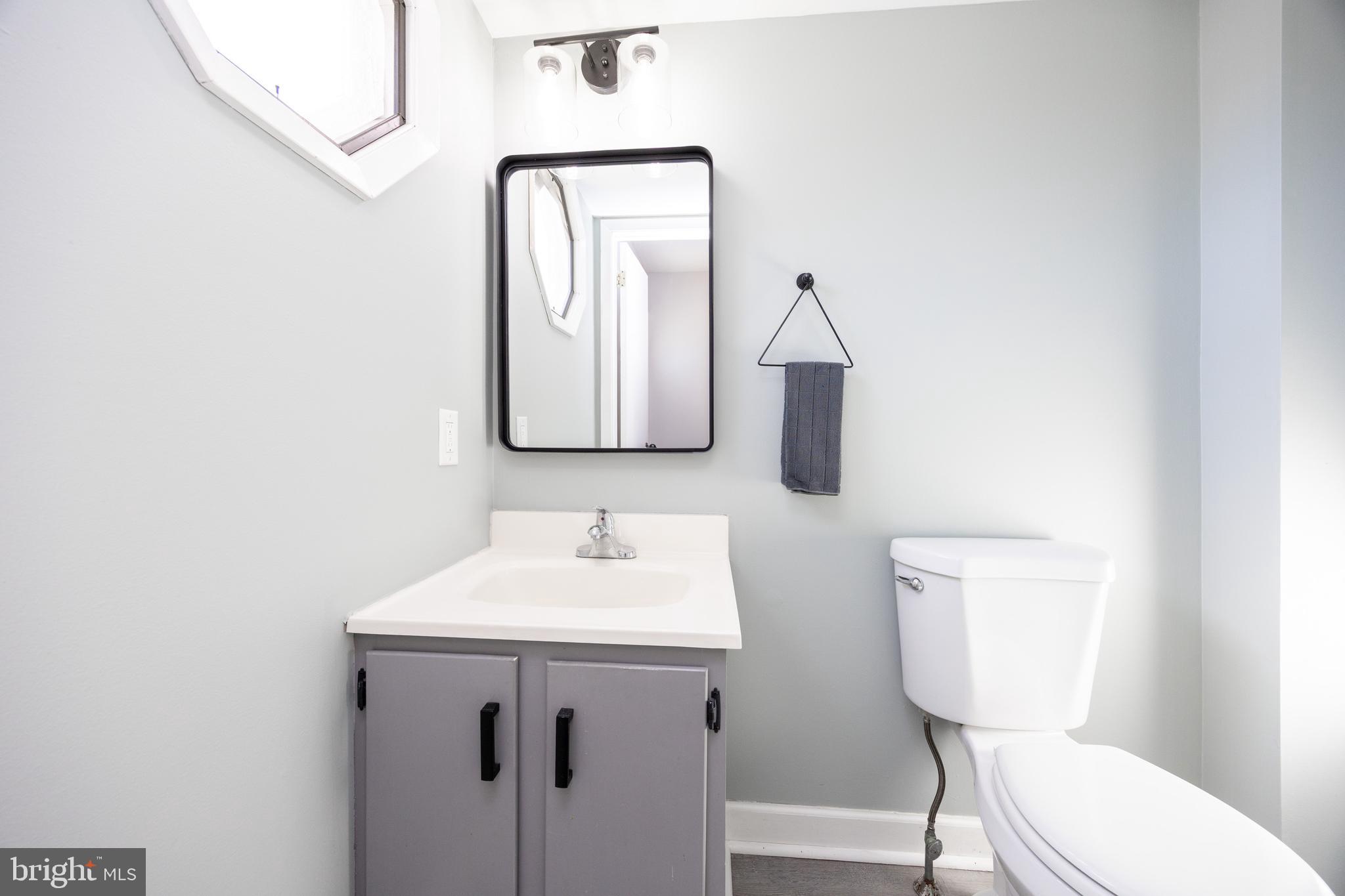 BEAVER RUN KNOLL - Residential