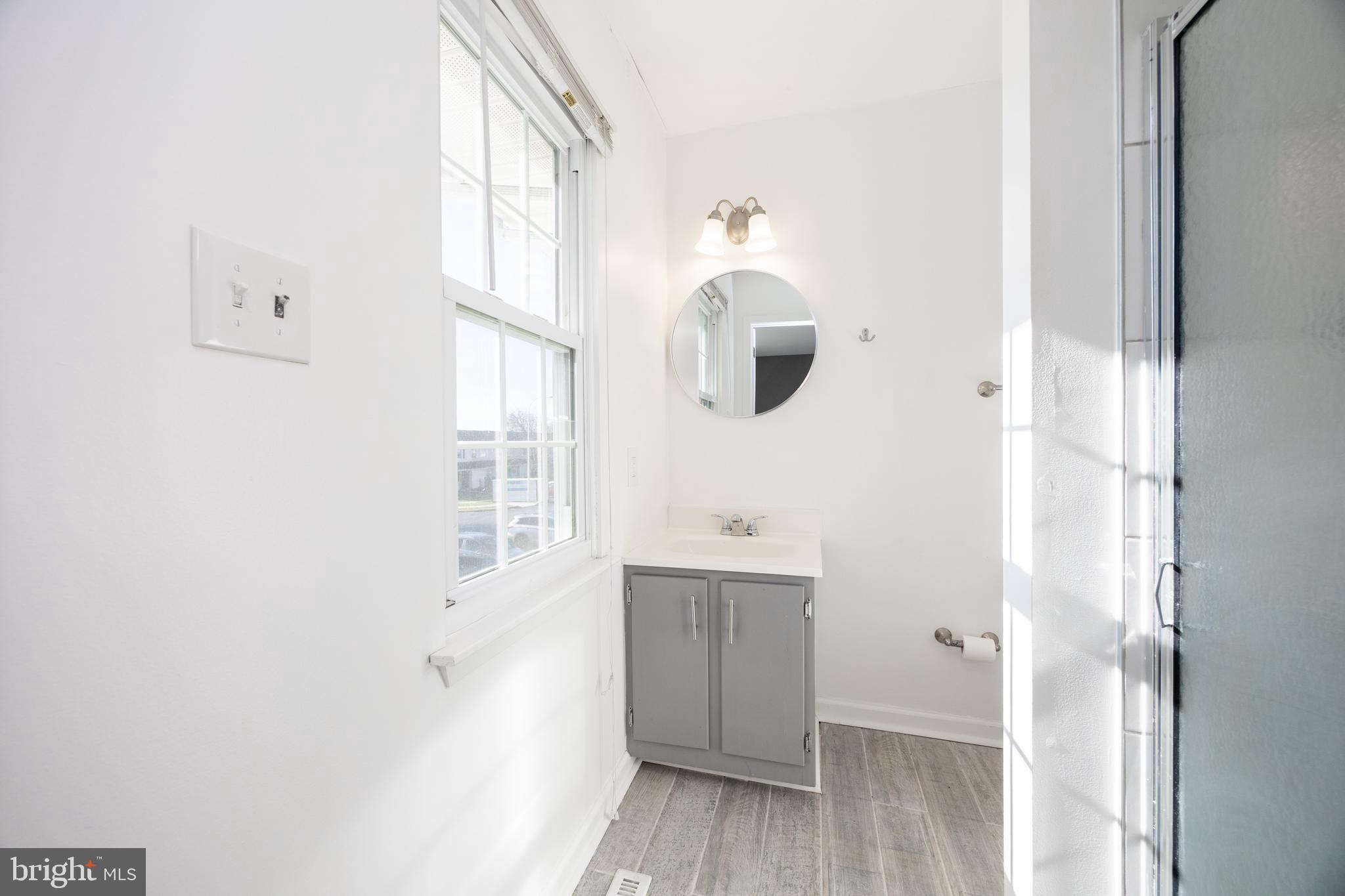 BEAVER RUN KNOLL - Residential