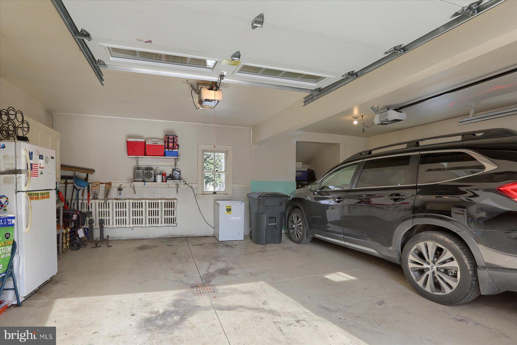 SCHOOL LANE HILLS - Residential