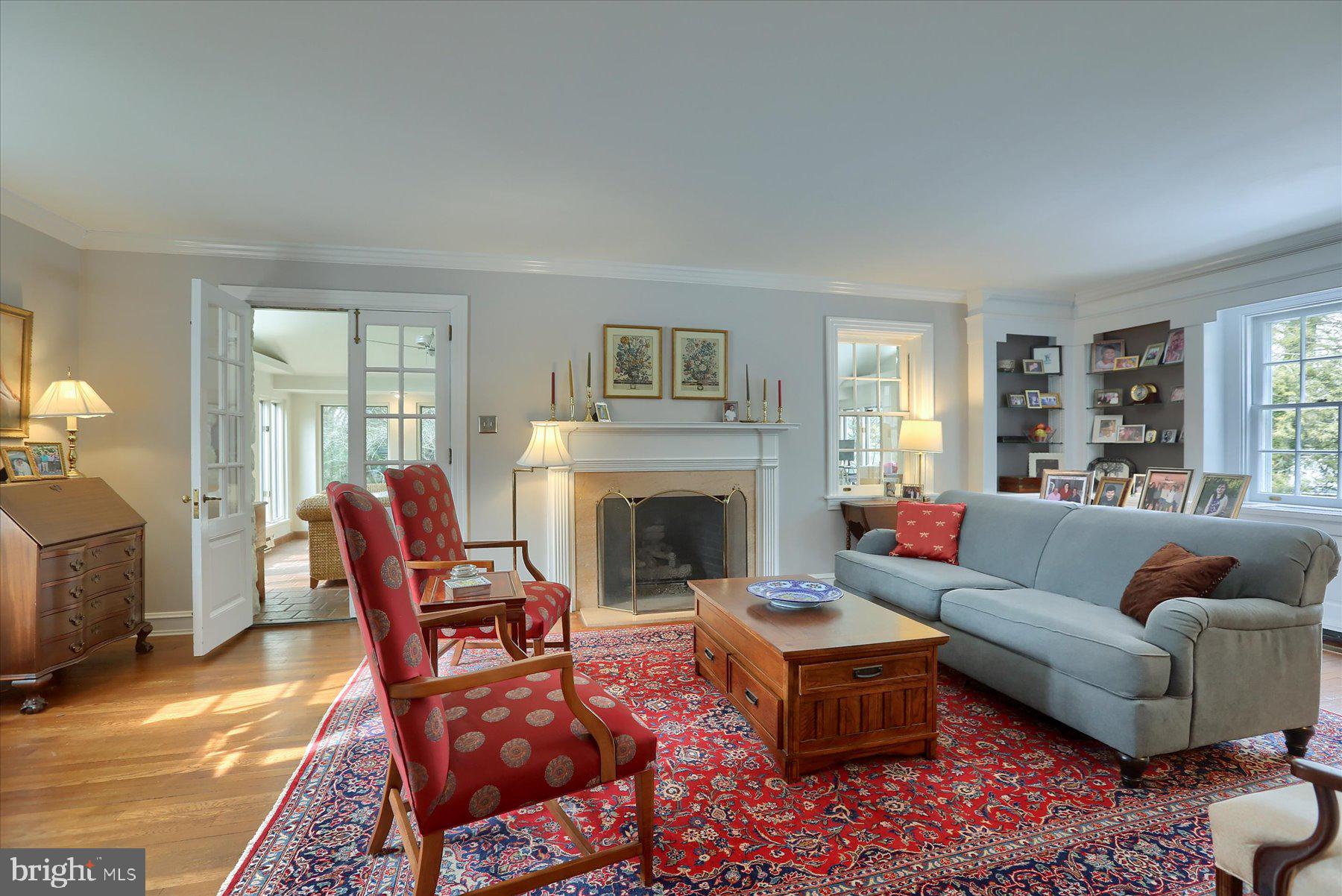 SCHOOL LANE HILLS - Residential