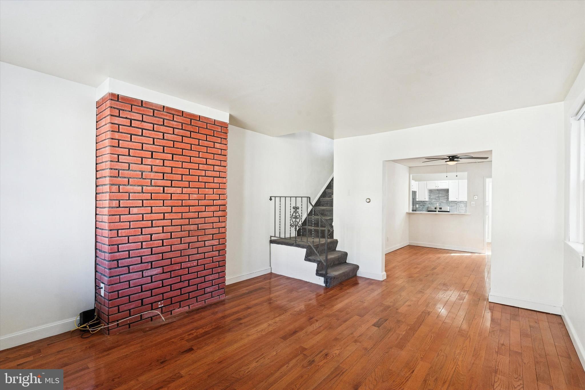 129 LEVERINGTON AVENUE