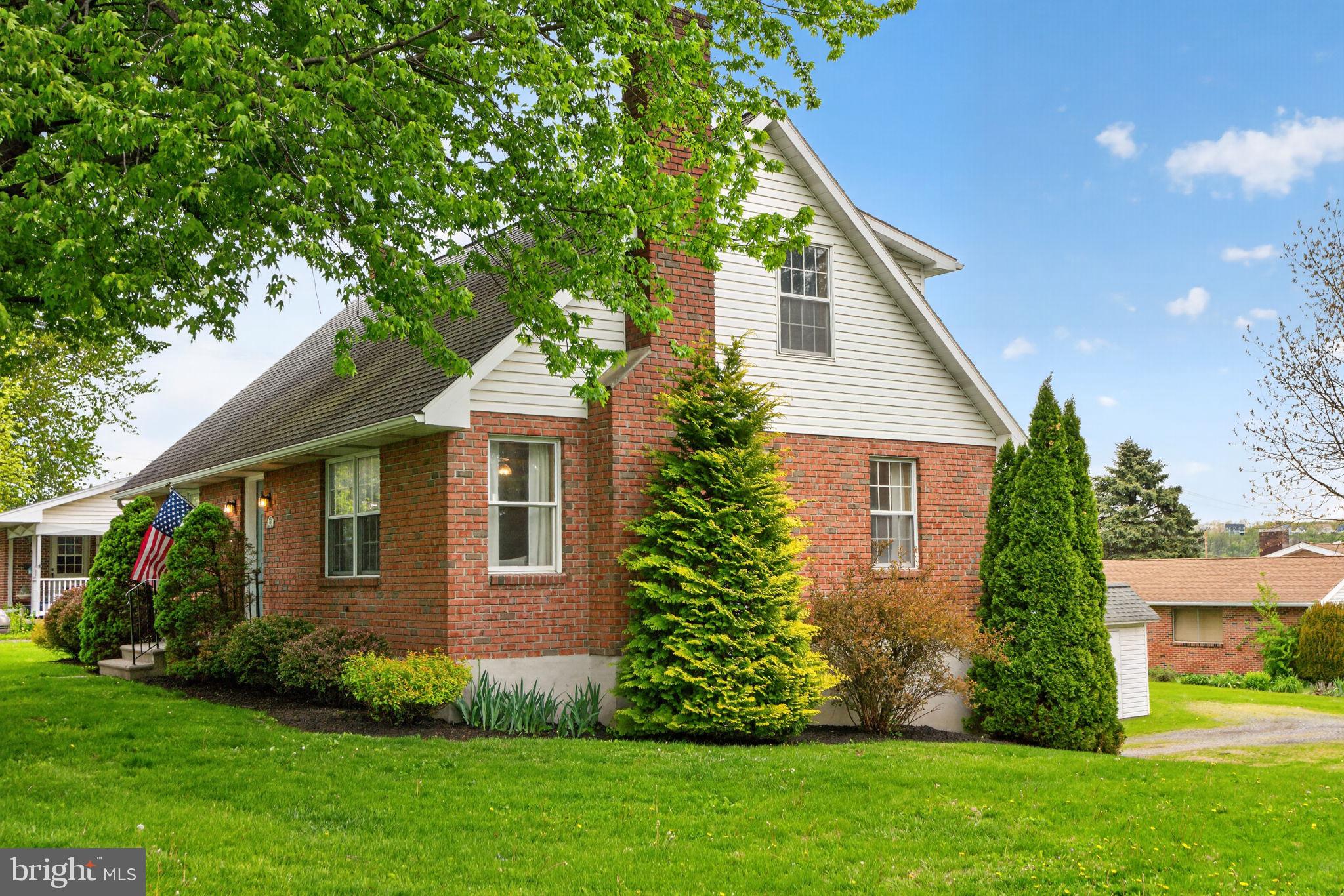 425 COLLEGE BOULEVARD