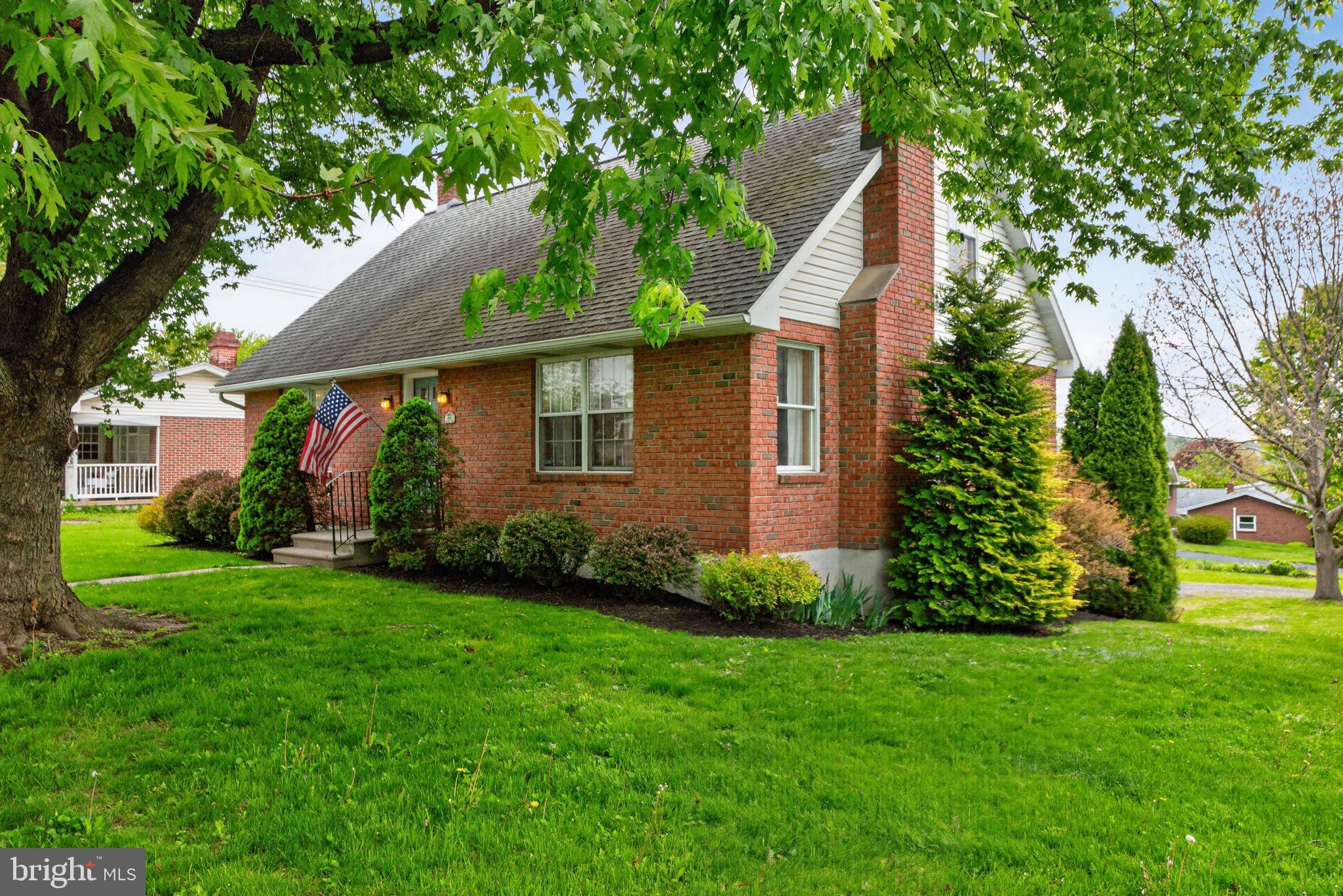 425 COLLEGE BOULEVARD