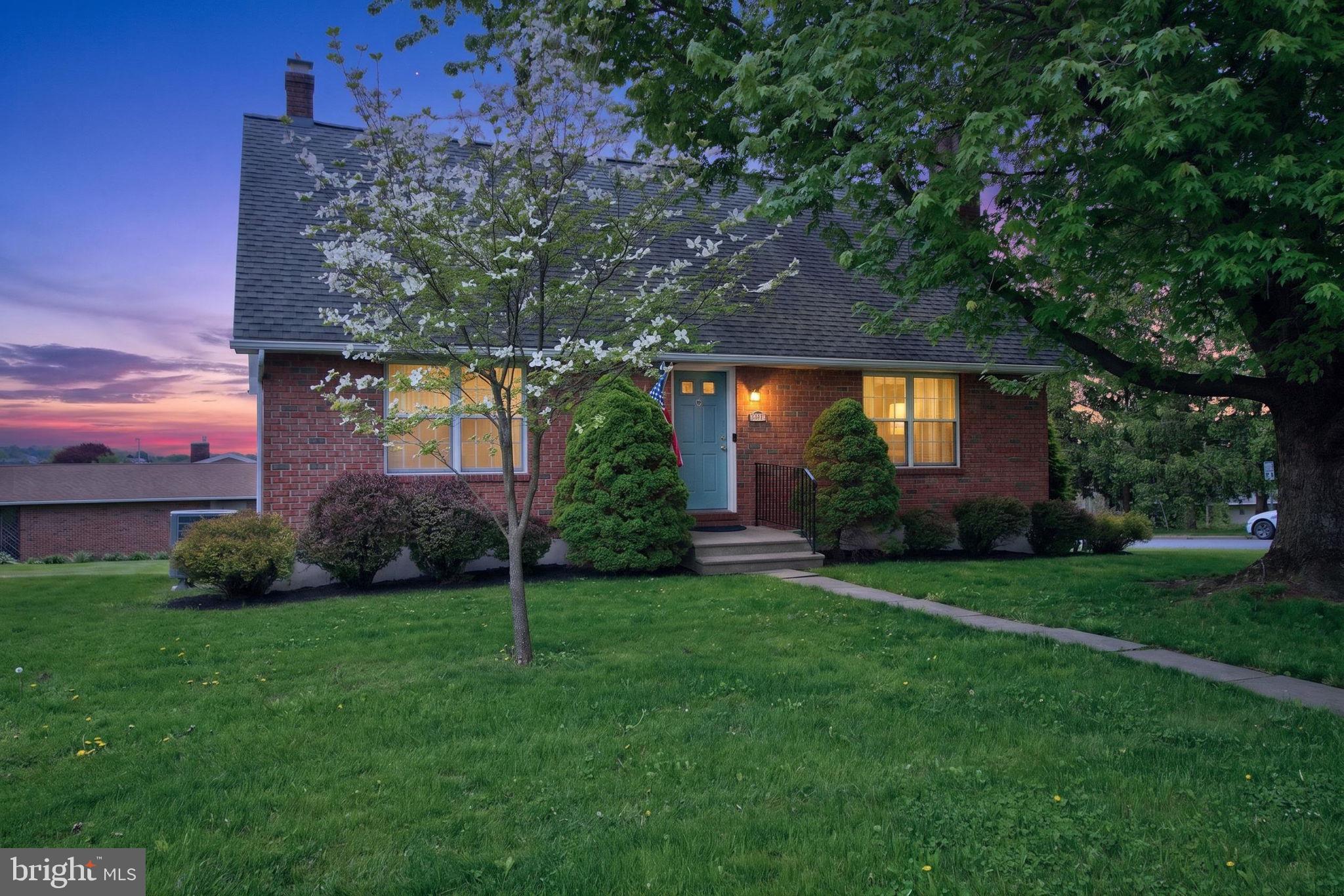 425 COLLEGE BOULEVARD