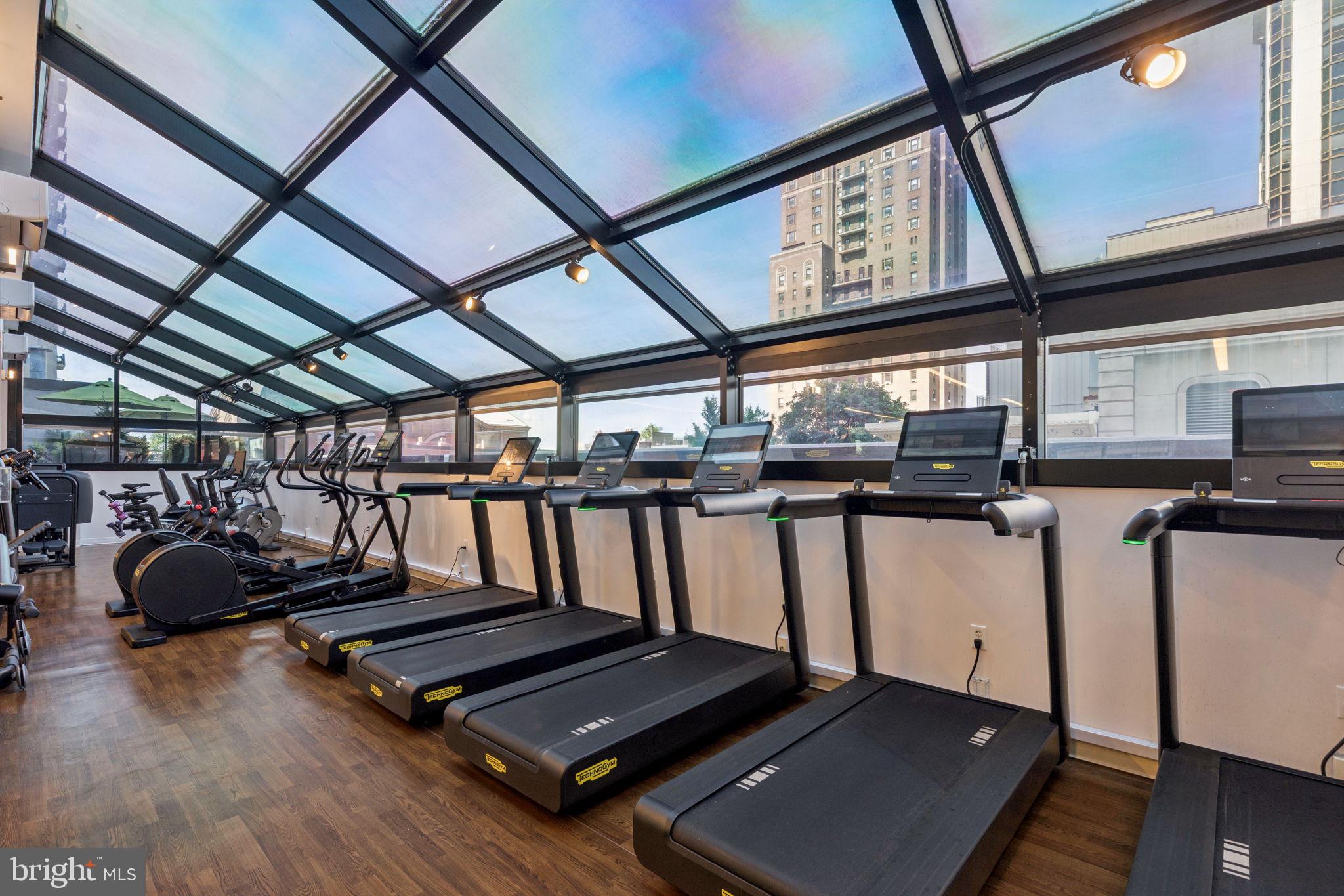 RITTENHOUSE SQUARE - Residential