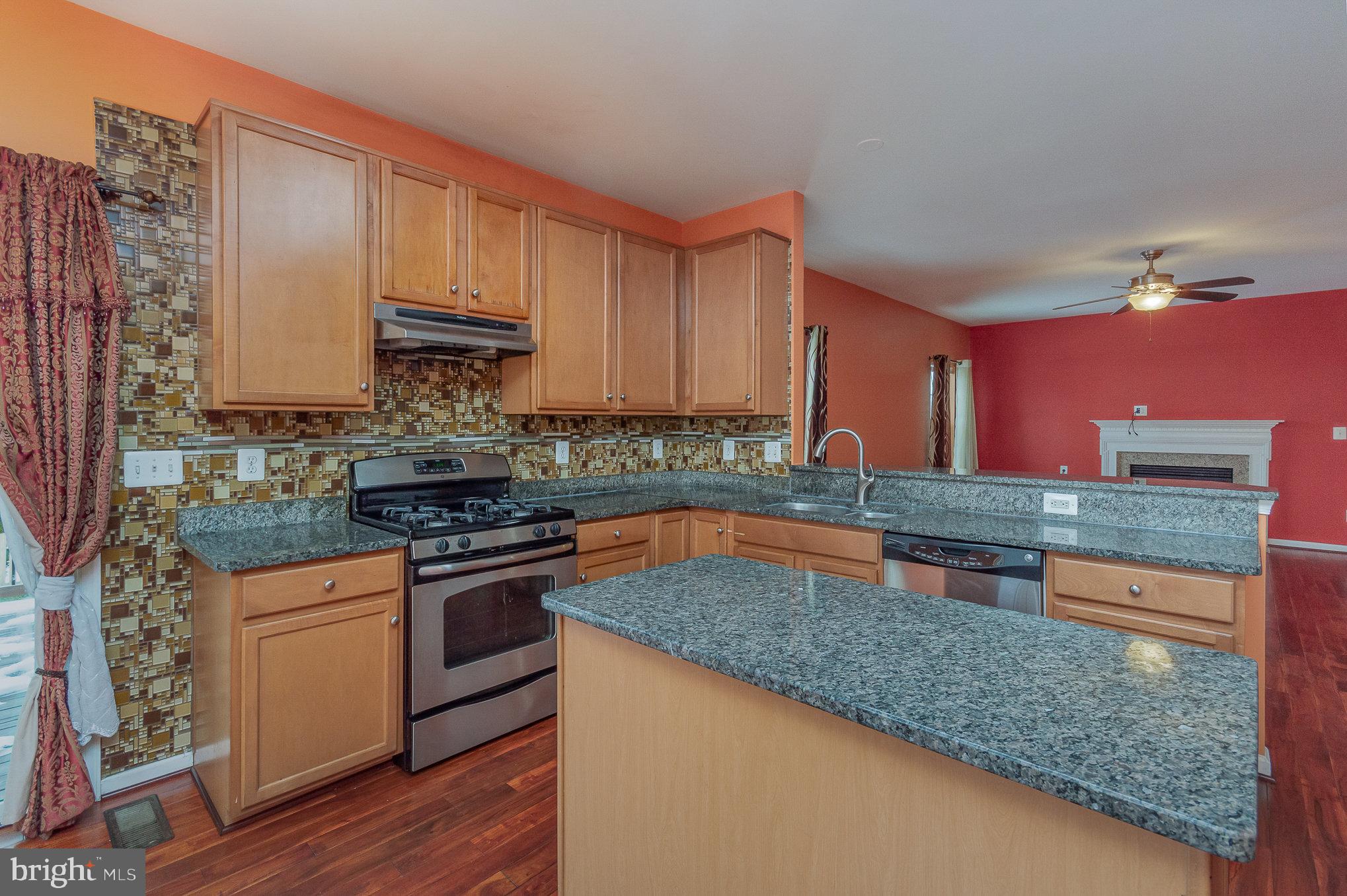 SOUTH RIDING - Residential Lease