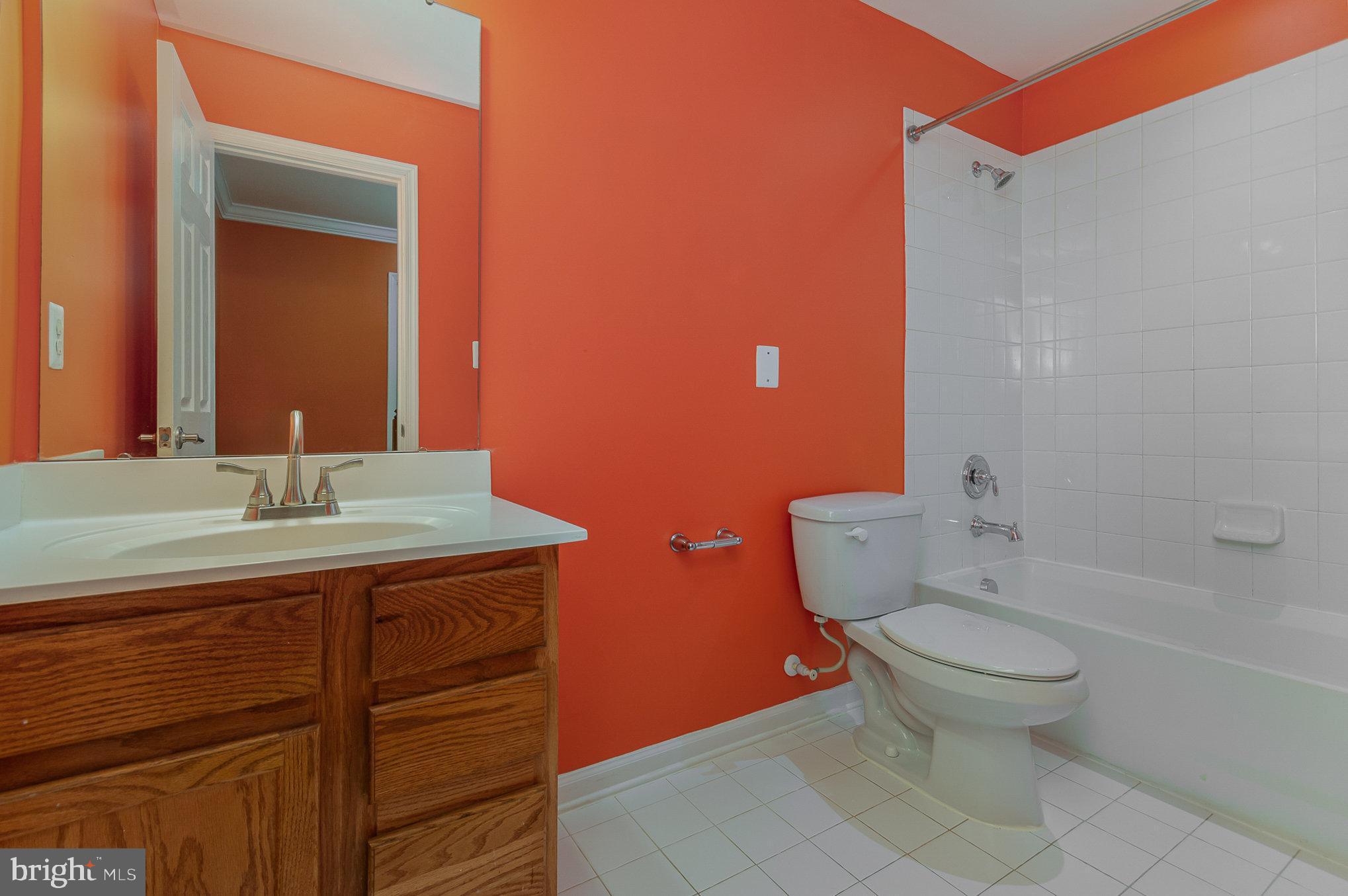 SOUTH RIDING - Residential Lease