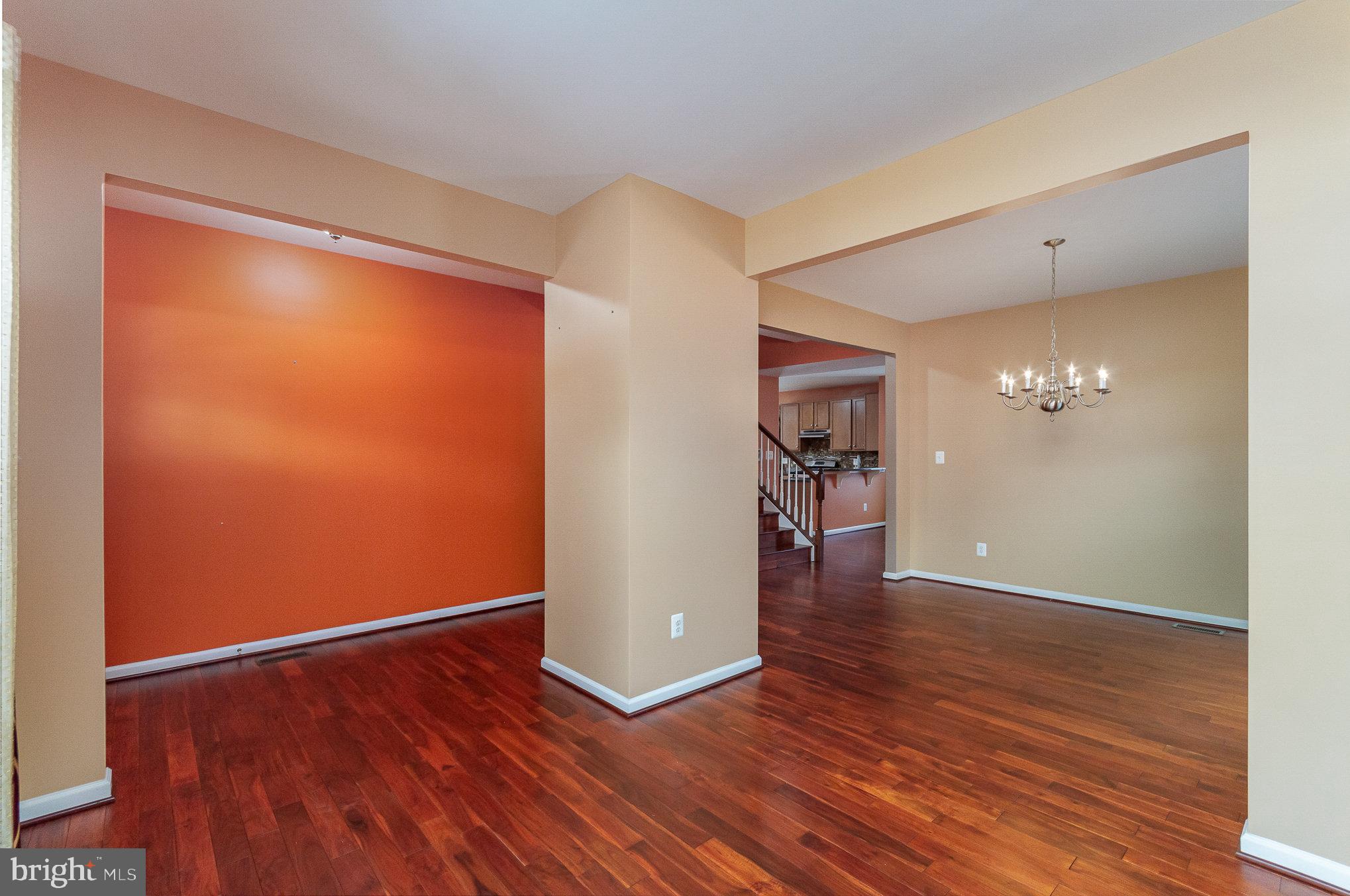 SOUTH RIDING - Residential Lease