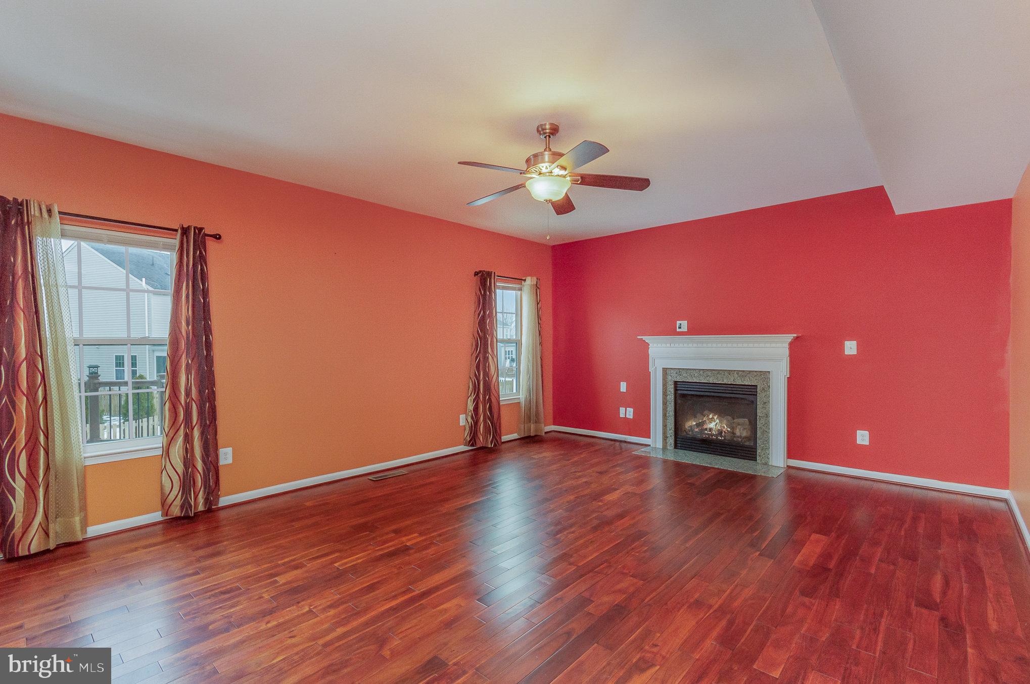 SOUTH RIDING - Residential Lease