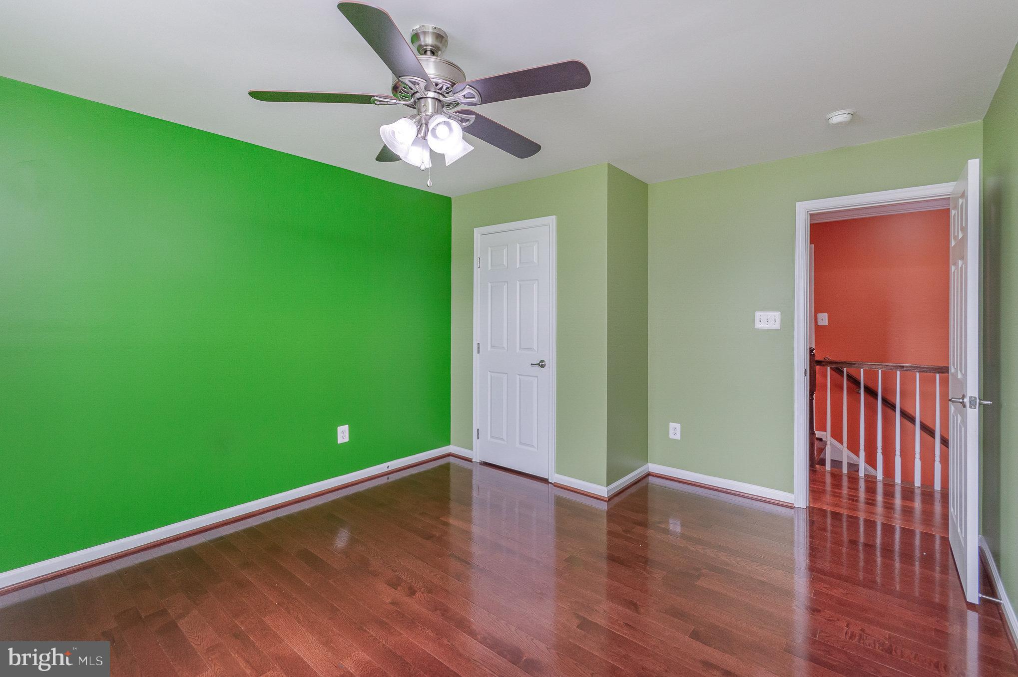 SOUTH RIDING - Residential Lease