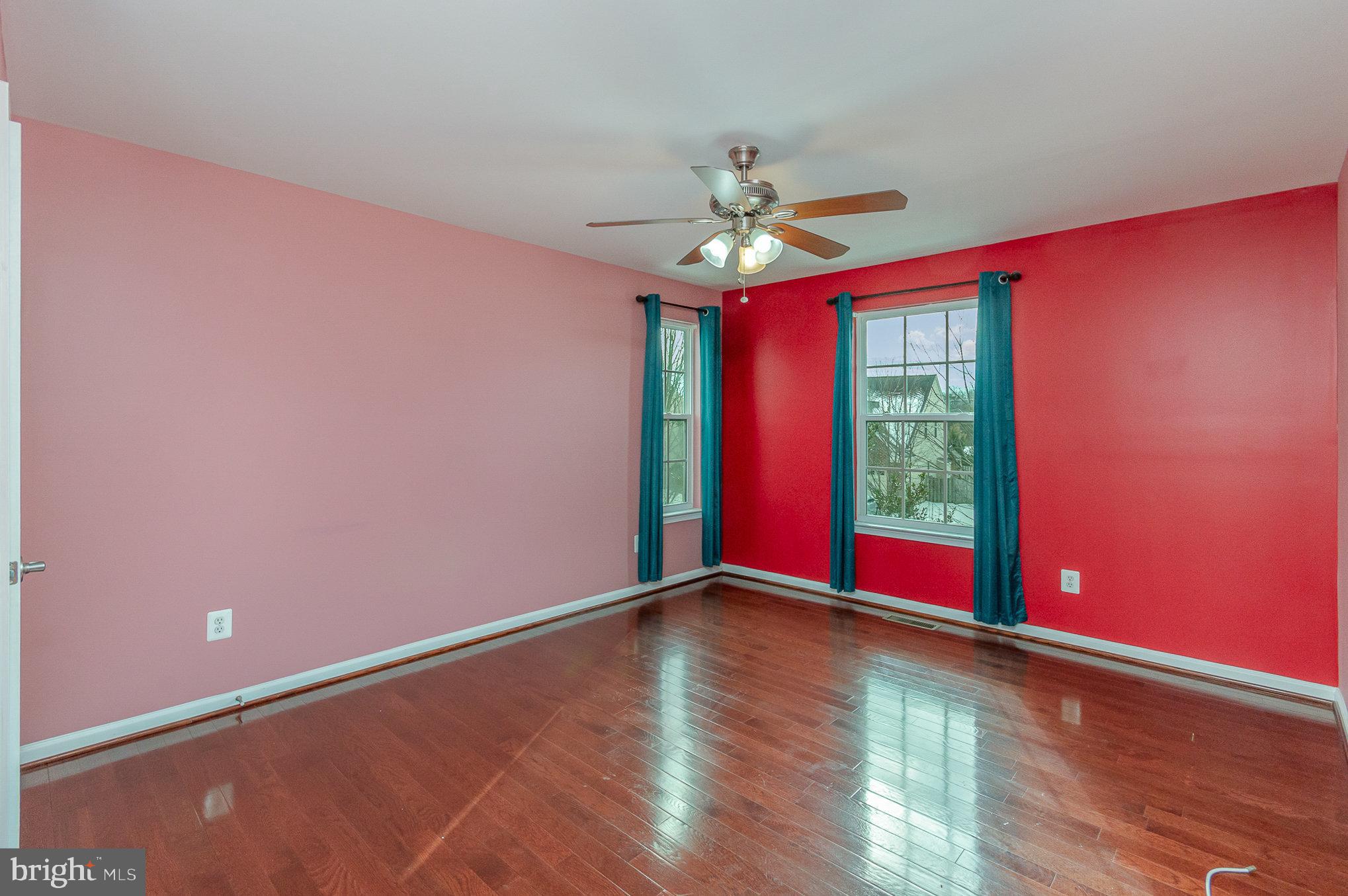 SOUTH RIDING - Residential Lease