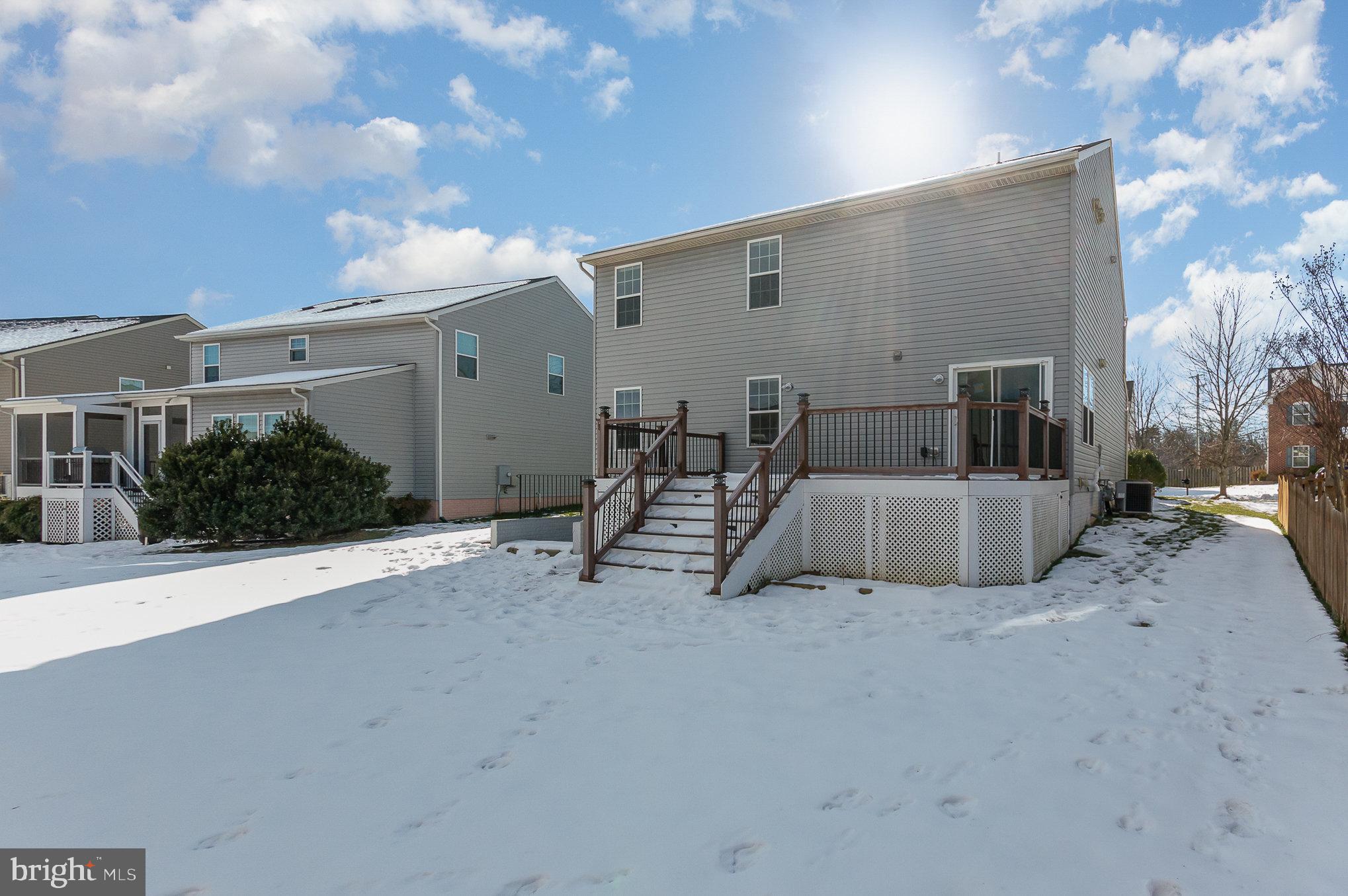 SOUTH RIDING - Residential Lease