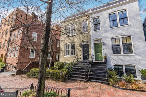 MLS: DCDC2190360