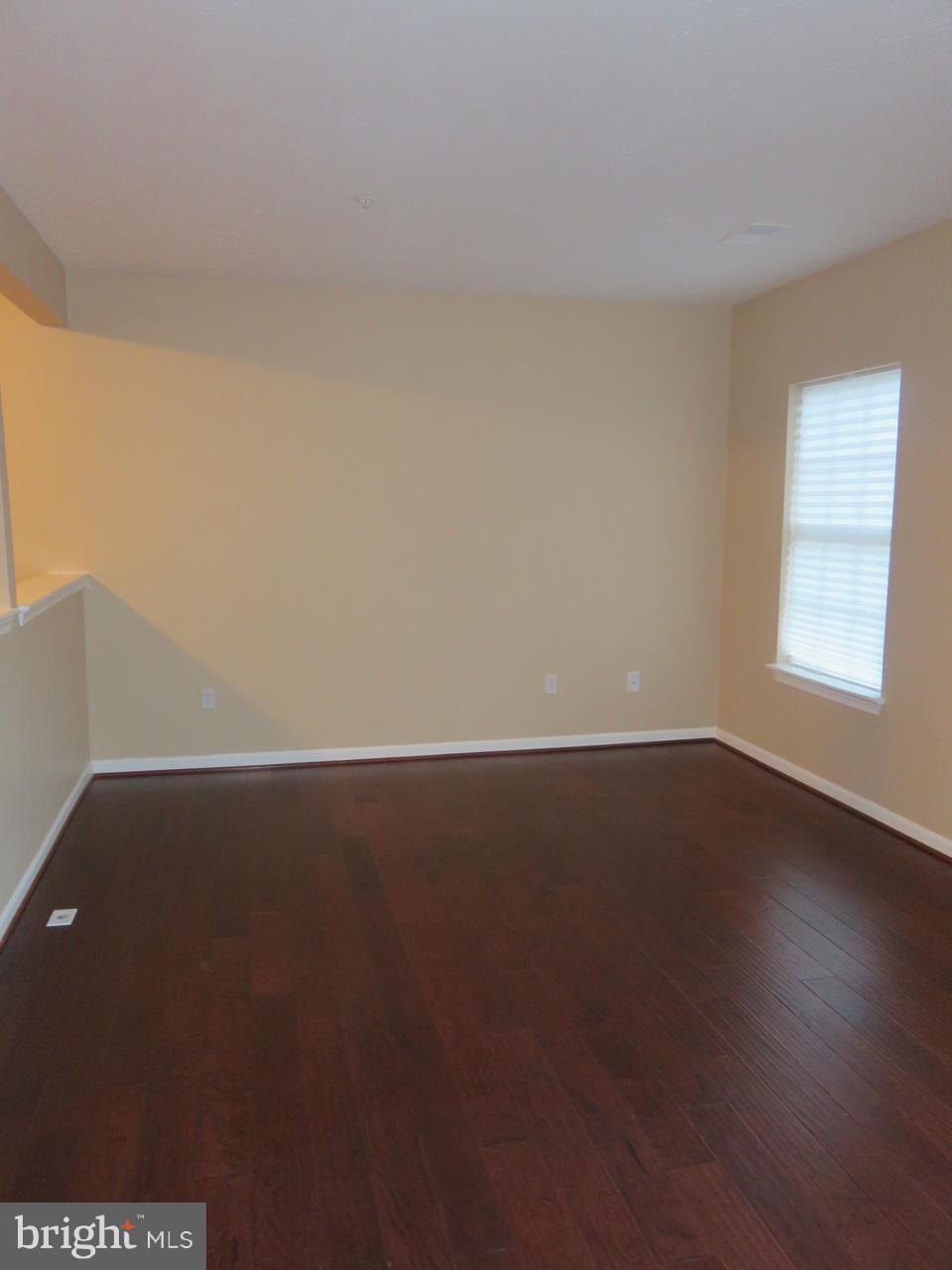 SOUTH HAMPTON SUB - Residential