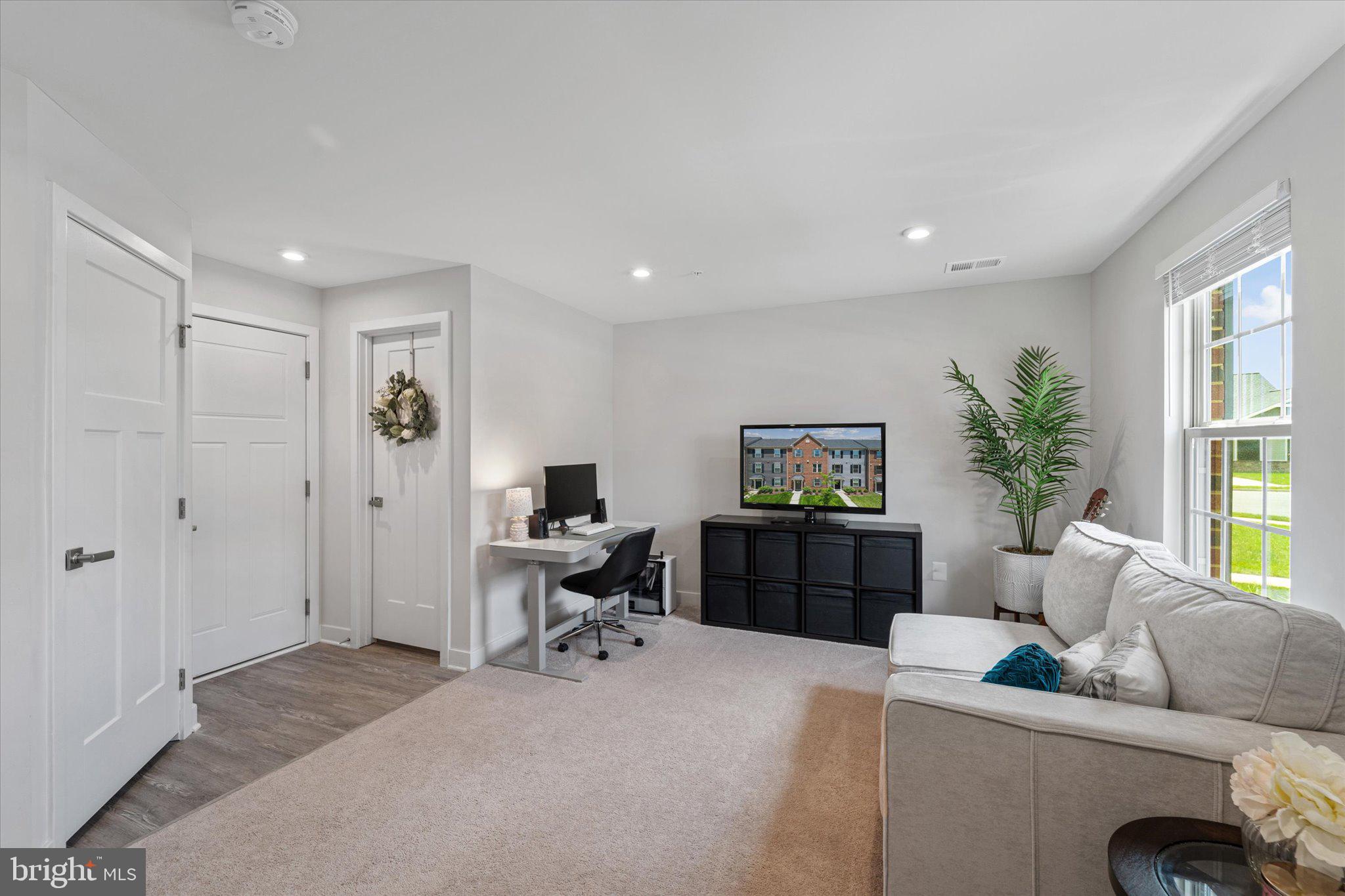 TIMOTHY BRANCH TOWNS - Residential