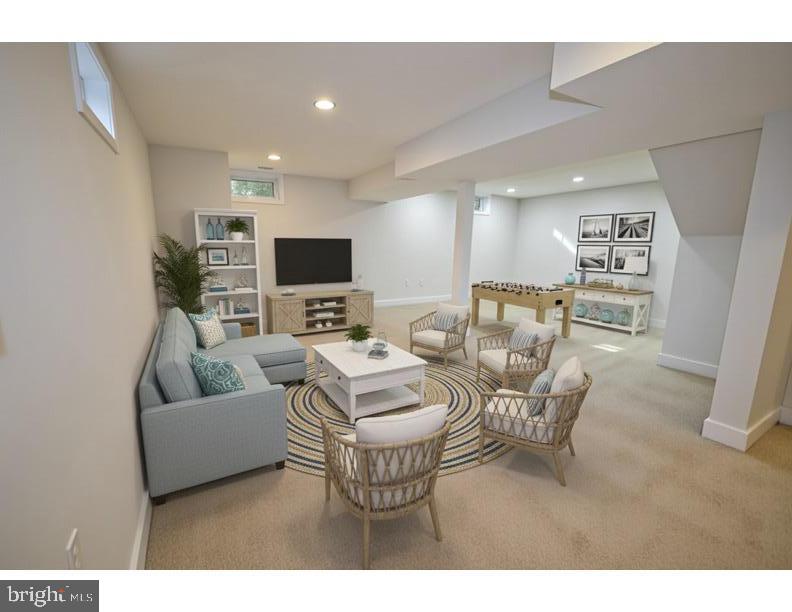 NEWINGTON FOREST - Residential