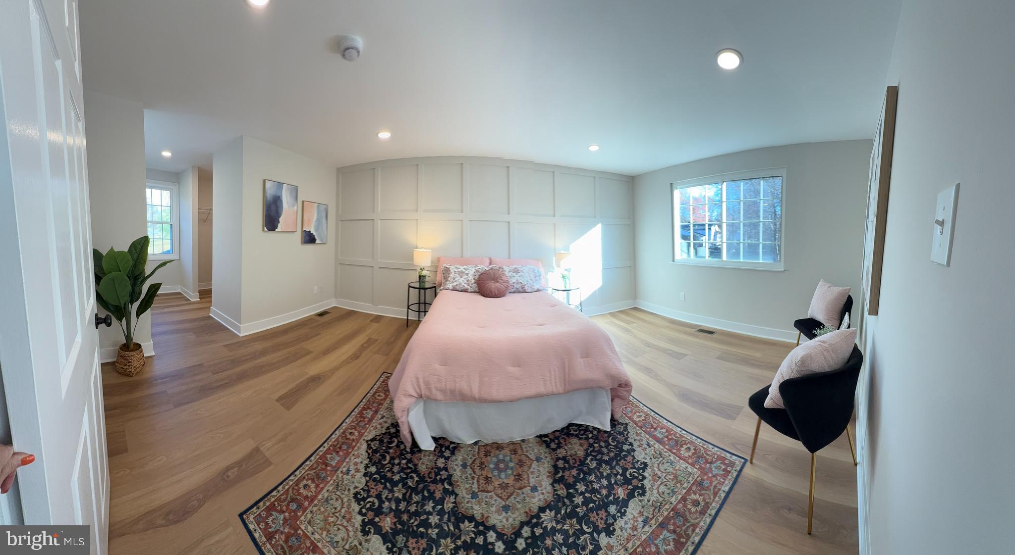 NEWINGTON FOREST - Residential