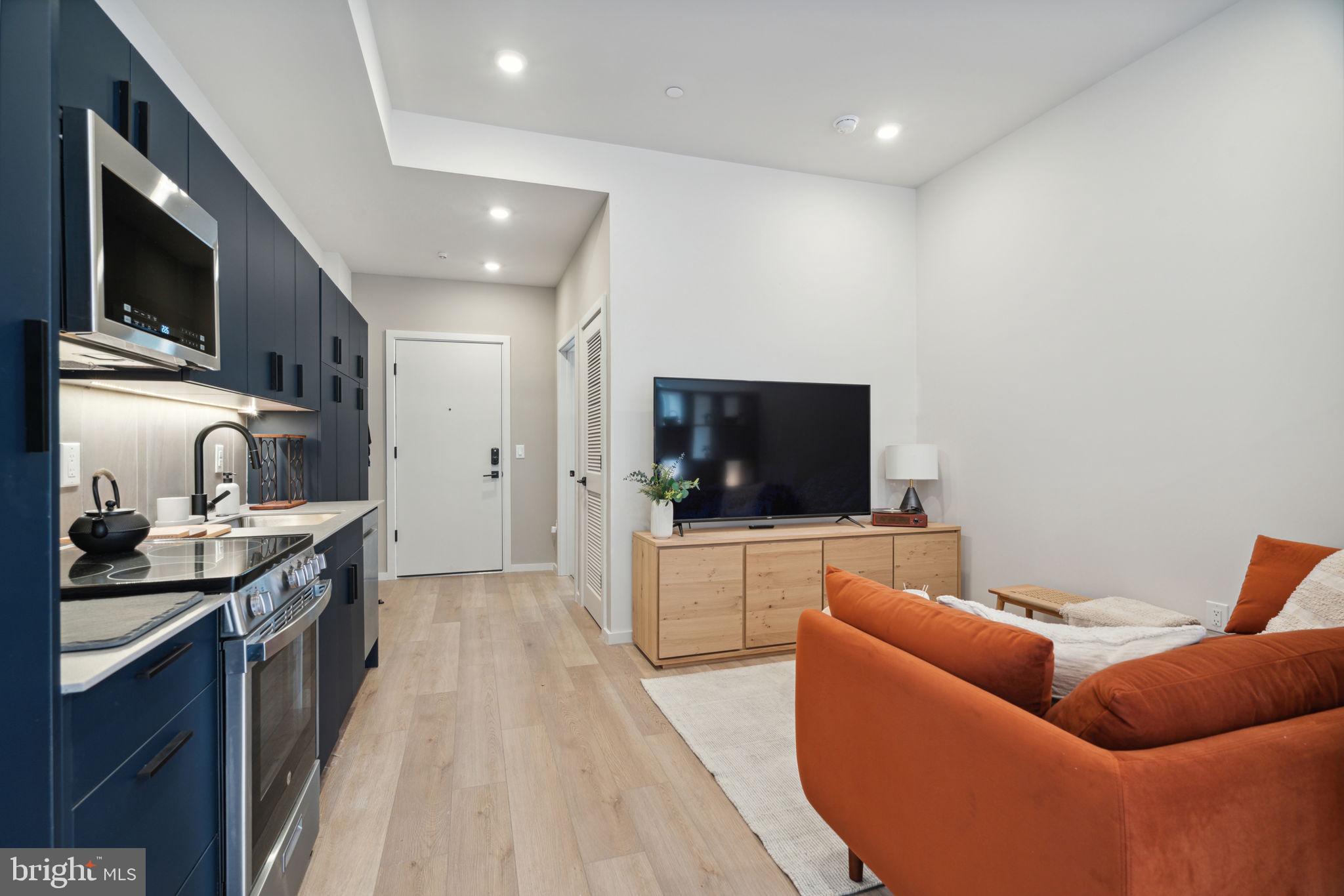 OLDE KENSINGTON - Residential Lease